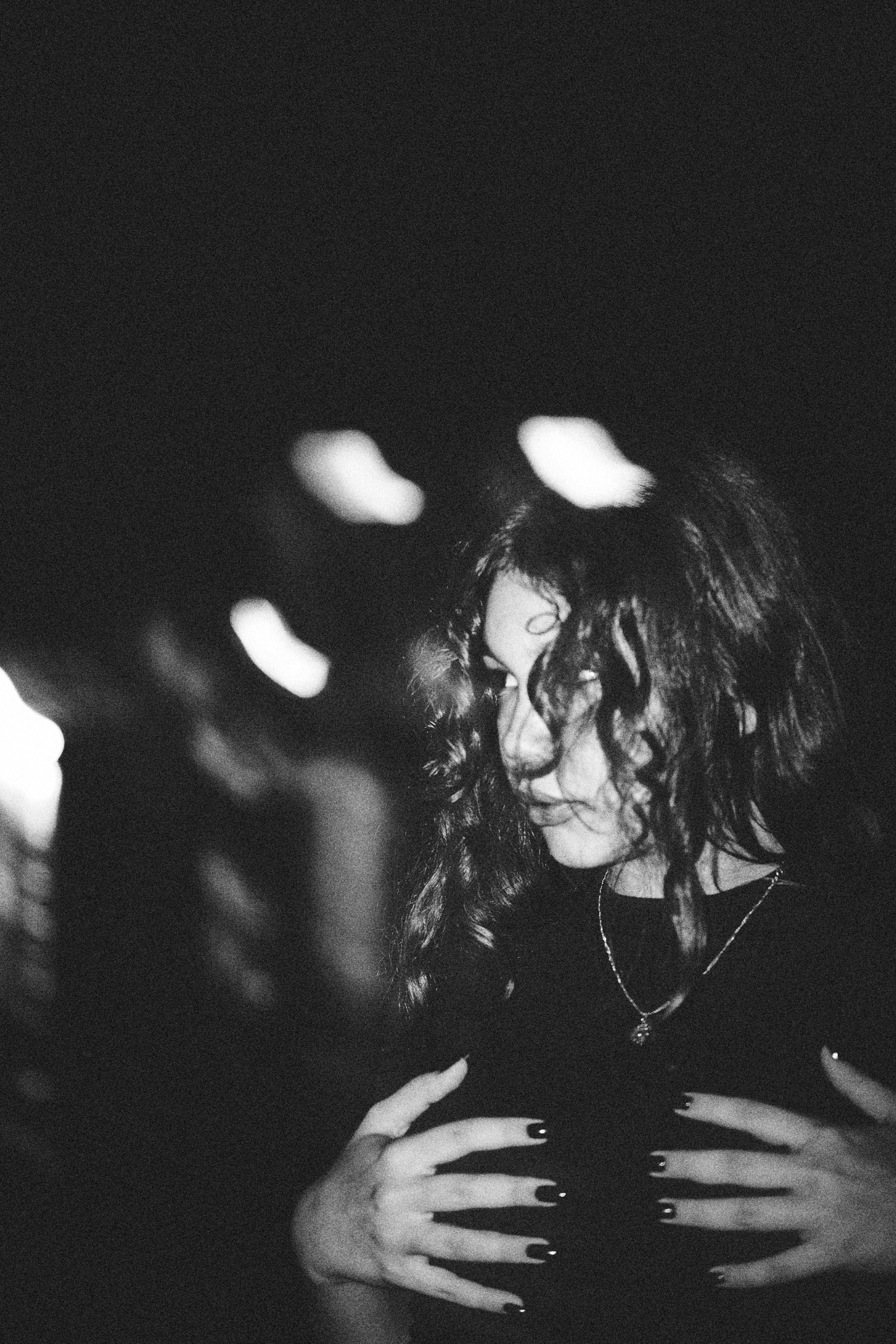 Ночная Фотосессия Софа. Фэшн-фотография и портреты в Владивостоке. Превращаю съёмку в повествование — создаю образы с сюжетом, которые остаются в памяти