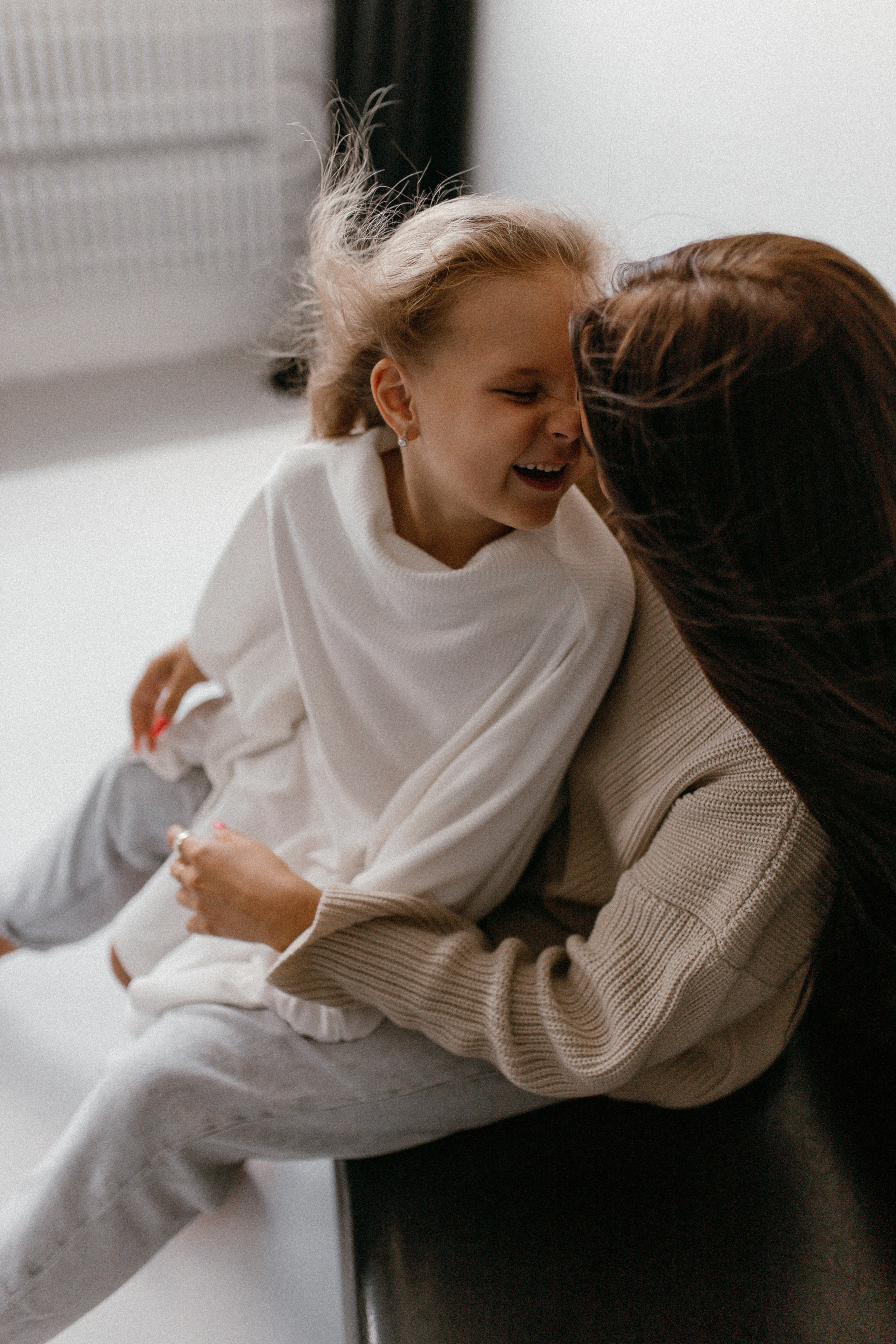 Есения и мама. Семейный фотограф Губкин/Старый Оскол