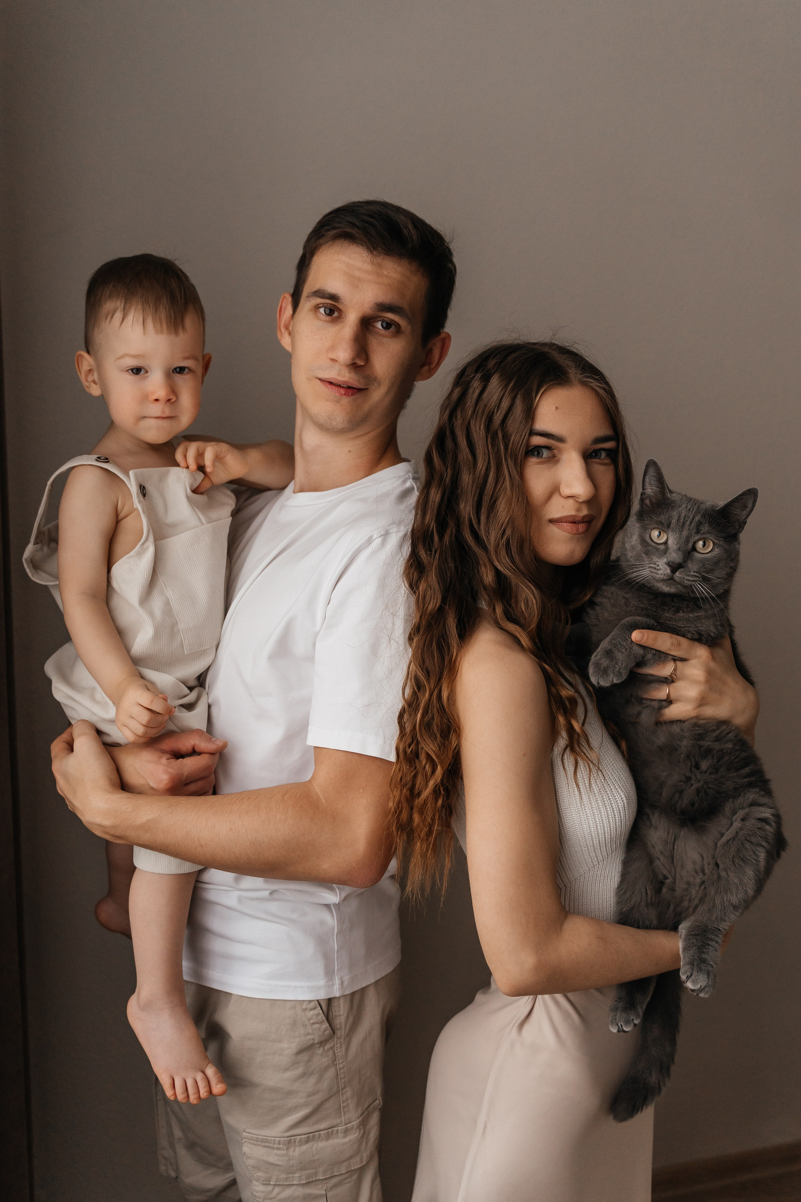 Вадим, Юля и Мирон. Волик Мария