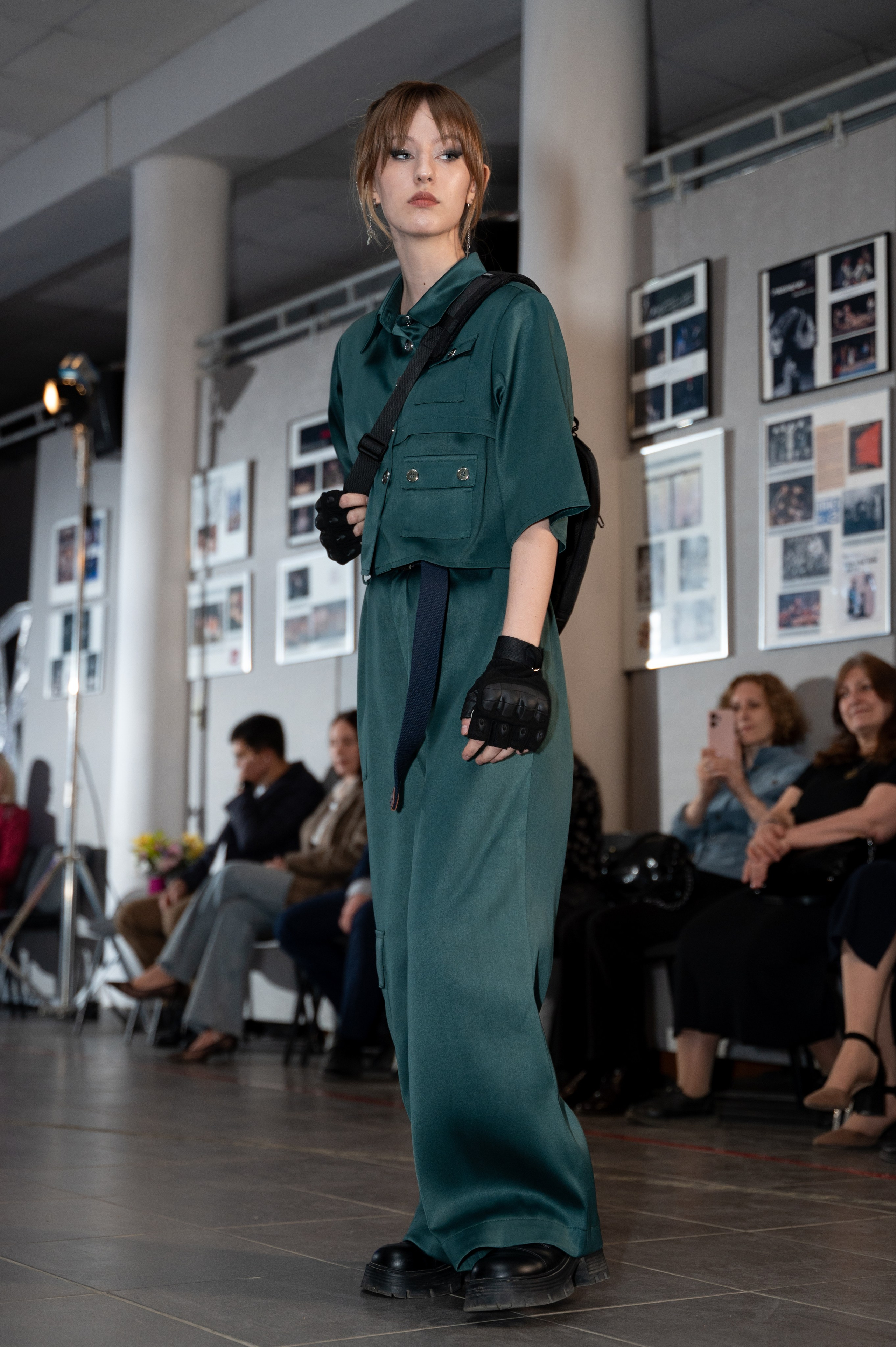 Закрытый показ милитари «Своя трансформация» дизайнера Юлии Бойченко | 24.04.2025. Фотограф в Омске Елизавета Кириллова