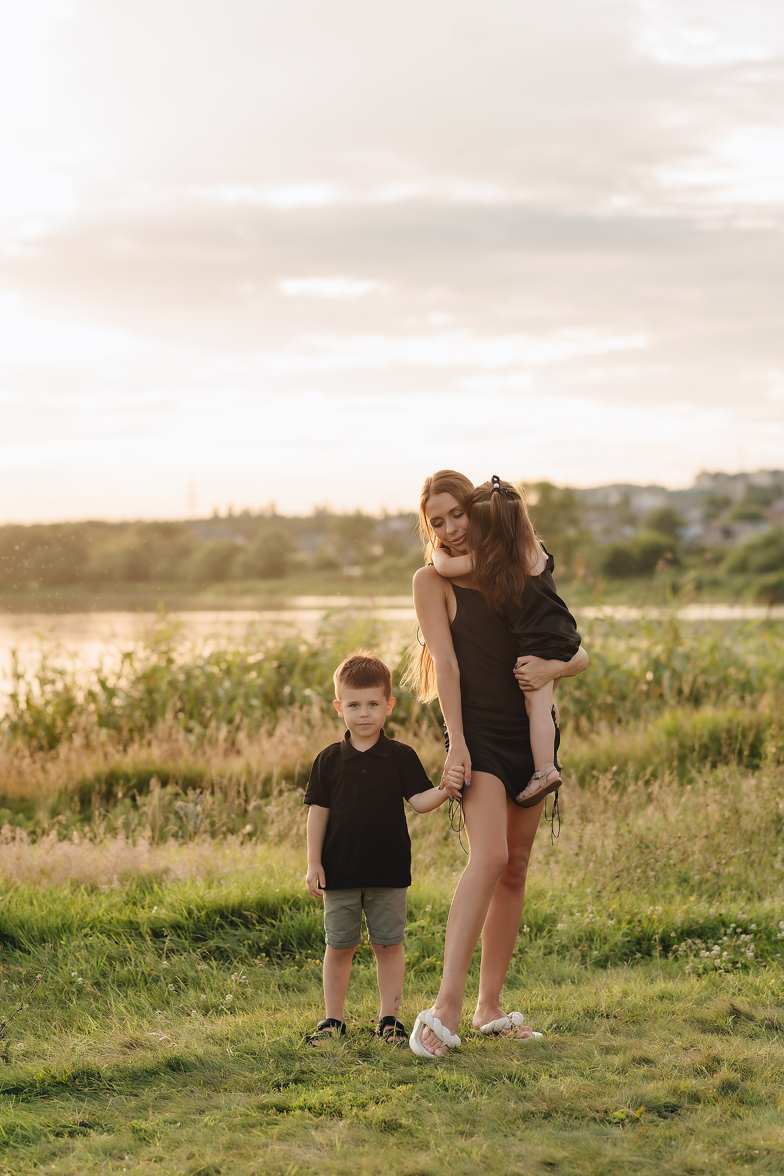 Юлия, Арина и Артём. Фотограф Карина Шмулёва. Воронеж и область