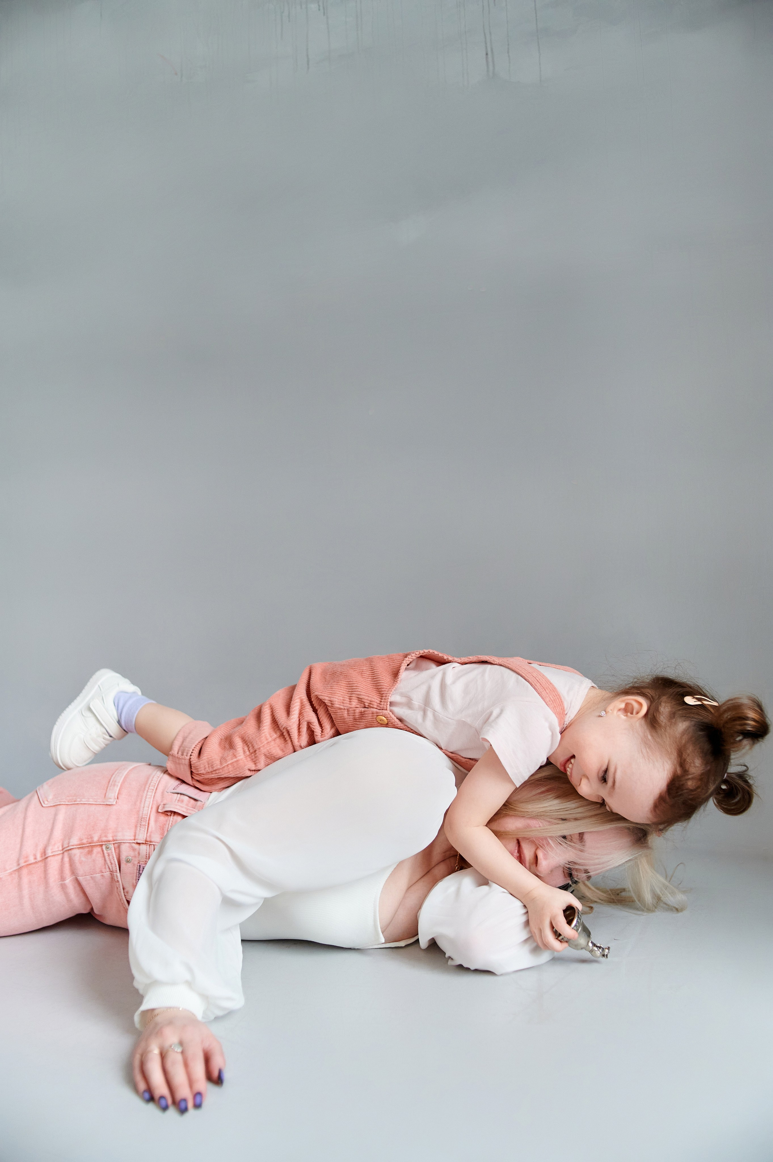 В студии. Семейный и детский фотограф в г. Ногинске Ангелина Хасанова