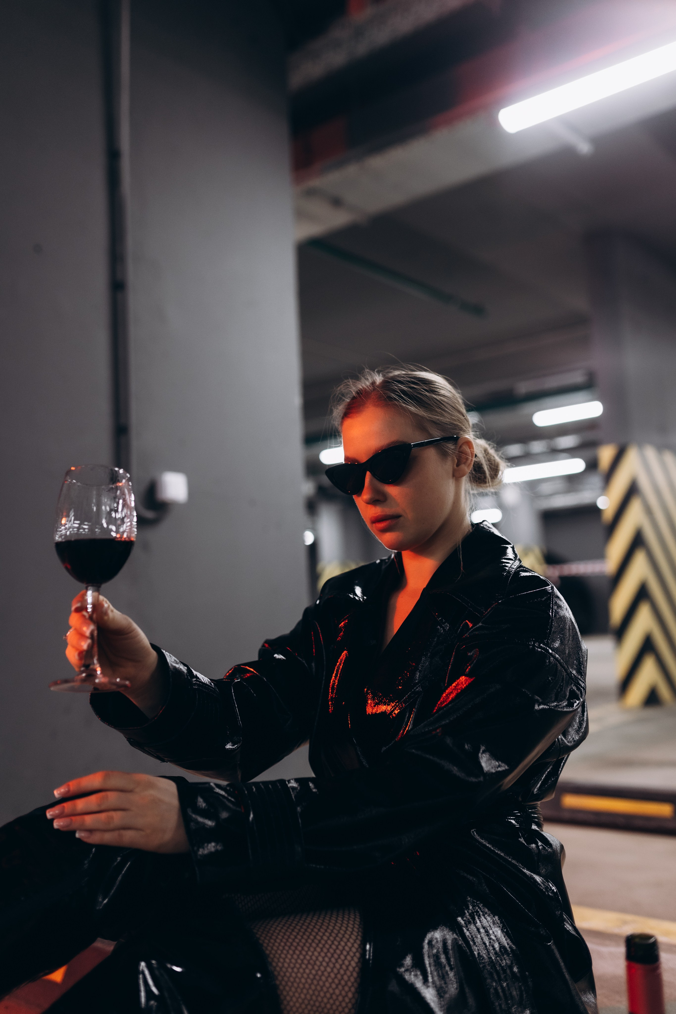 Наташа и парковка. Фотограф Артем Бросов в Санкт-Петербурге и Дубае