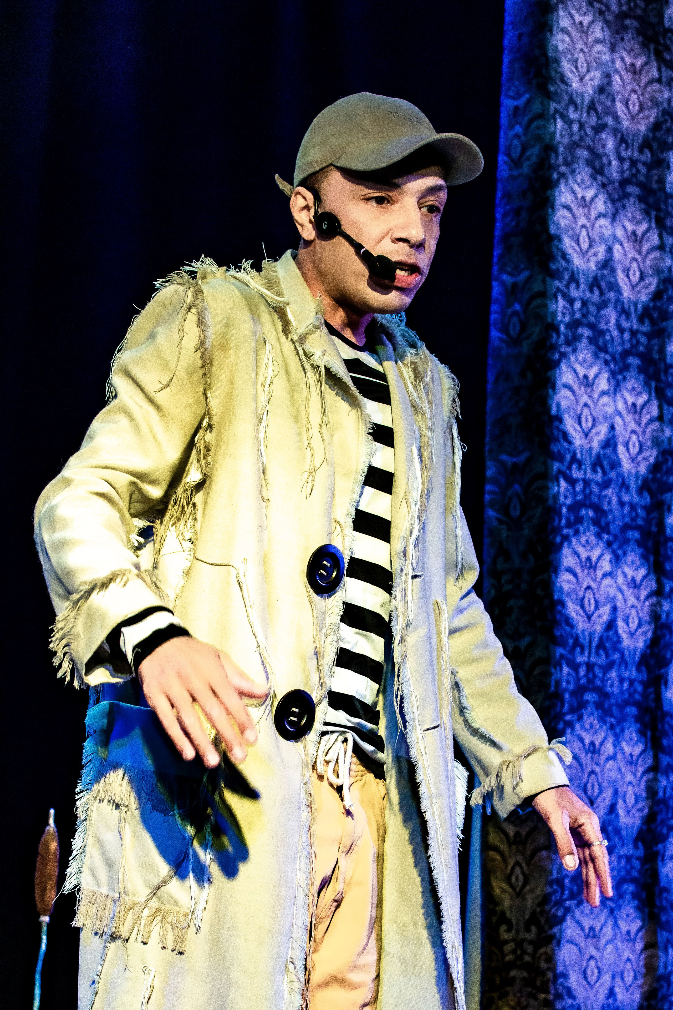 Спектакль театра Саквояж Лягушка путешествиница. Фотограф в Сочи Юрий Шептаев