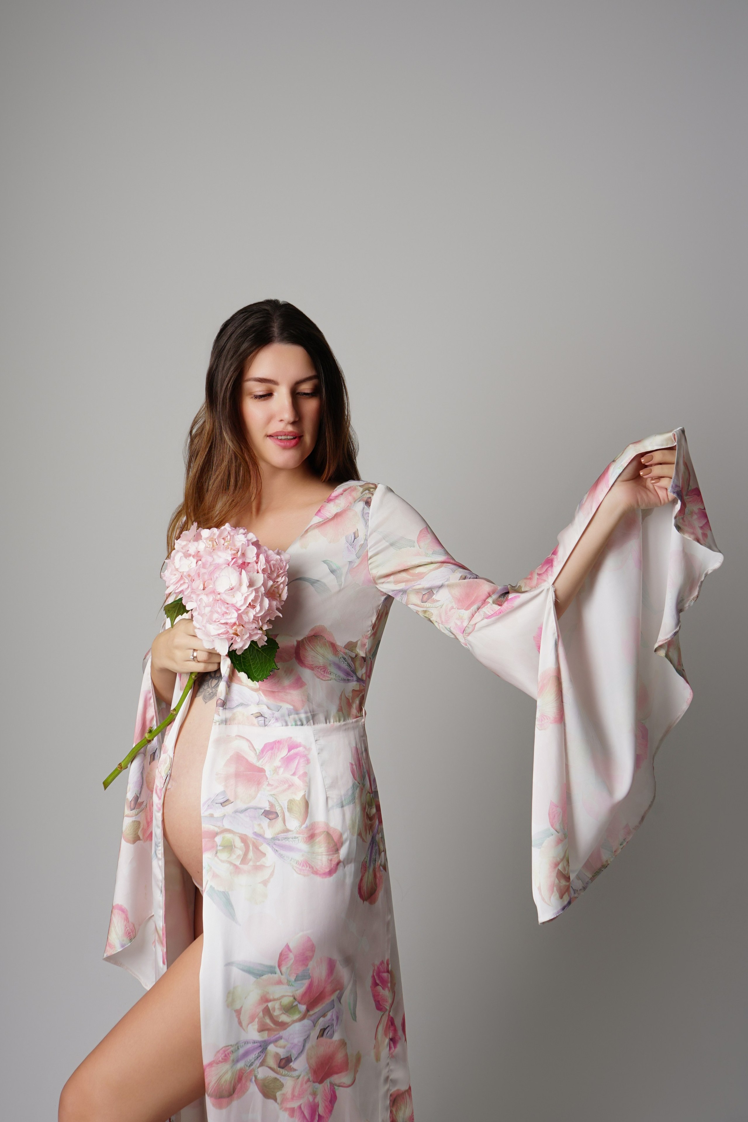 Съёмка беременности в моей фотостудии «НЕБО». Женский фотограф в Химках Алёна Ленёва