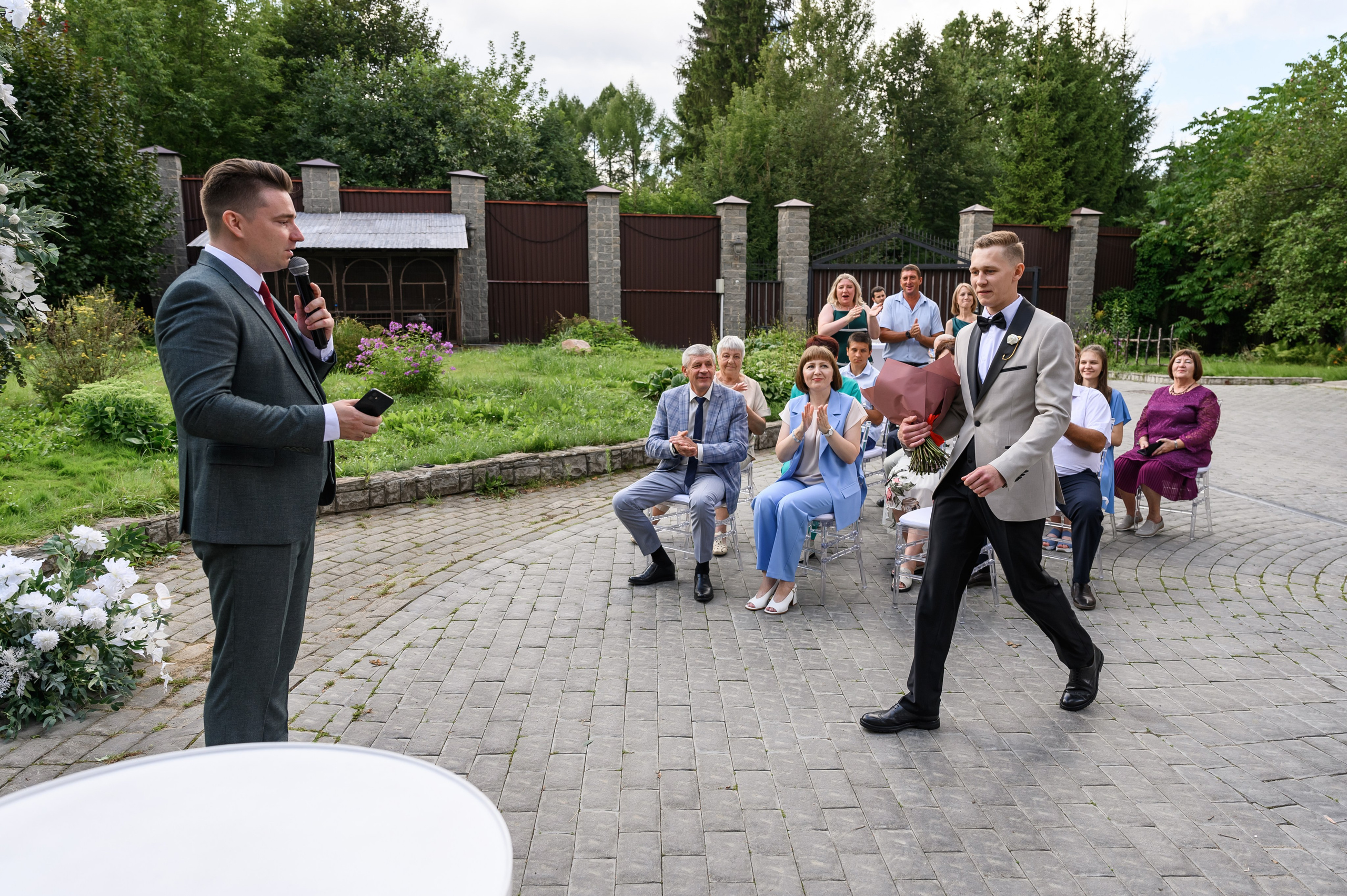 Свадебная фотосессия Банкетный зал Замок Монсоро. Свадебный фотограф Москва Юрий Кульман