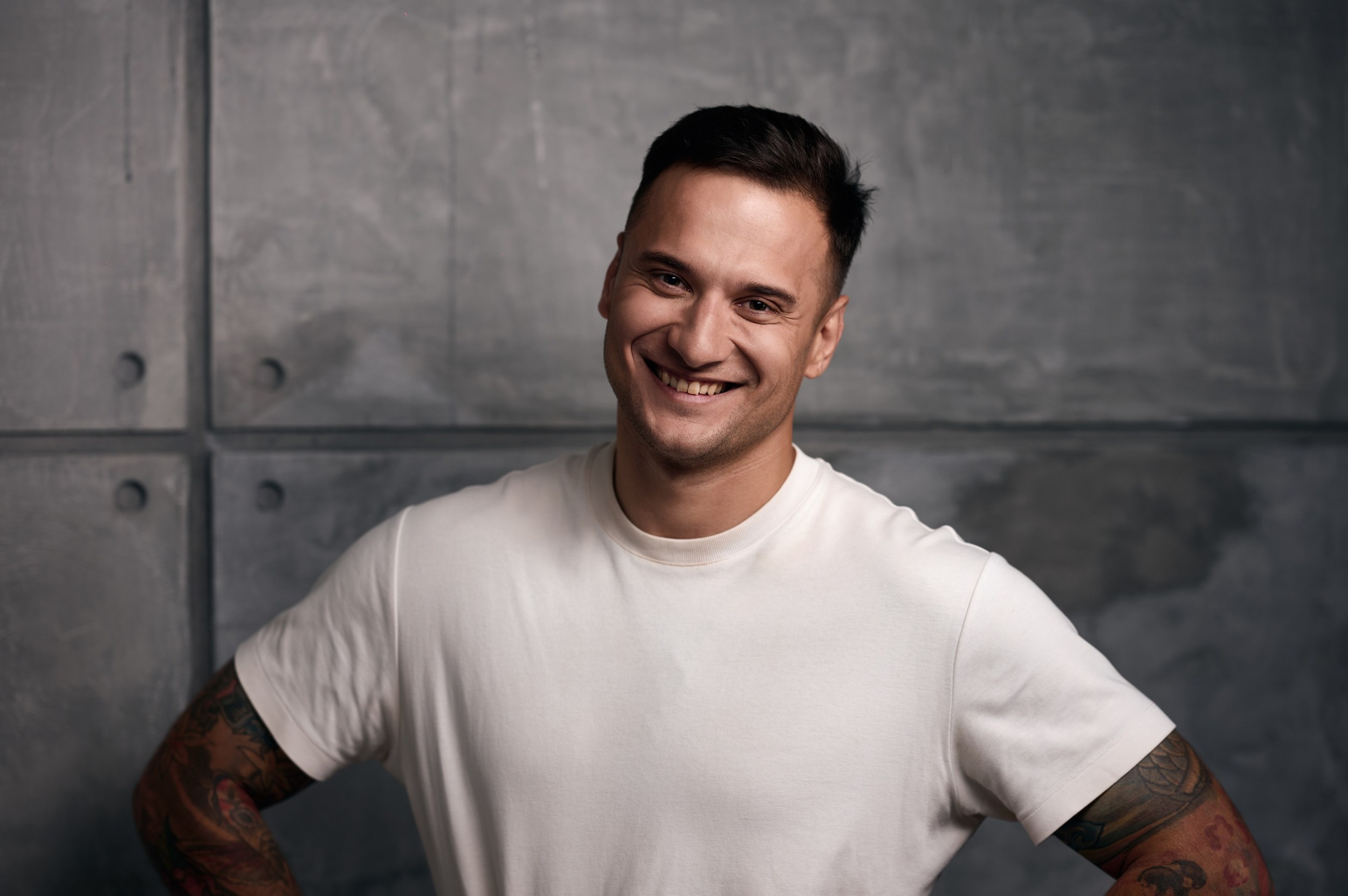 Профессиональная мужская фотосессия для Ивана