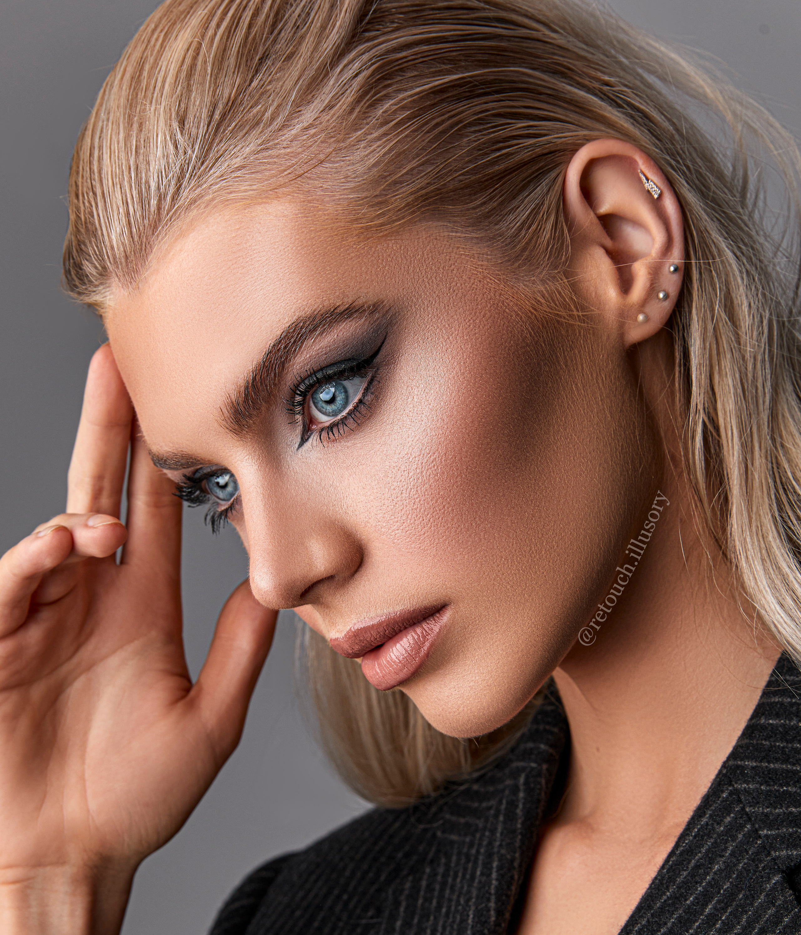 HIGH-END. Professional Worldwide Retoucher Retouch.Allusory