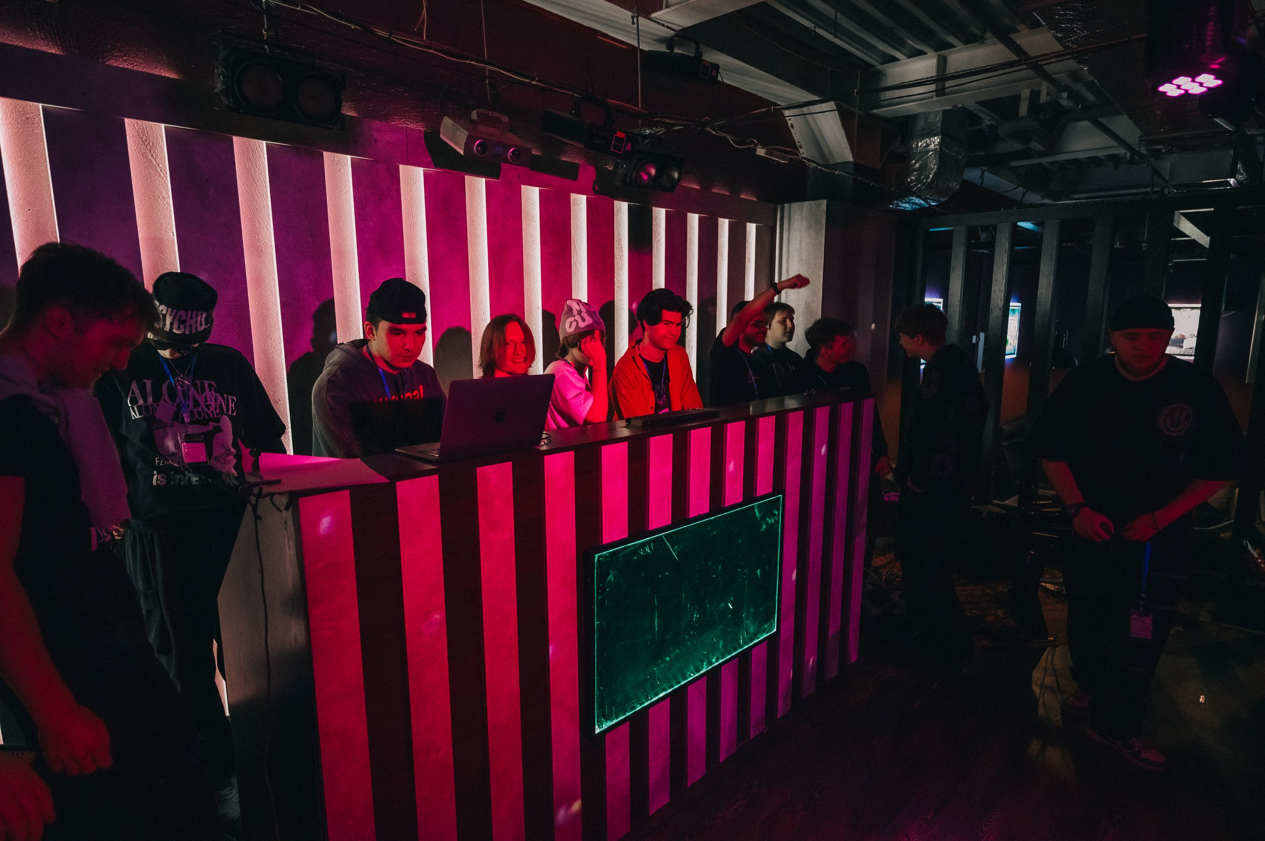 8 MARCH WOMENS DAY PARTY. Фотограф в Кемерово Владислав Шульц