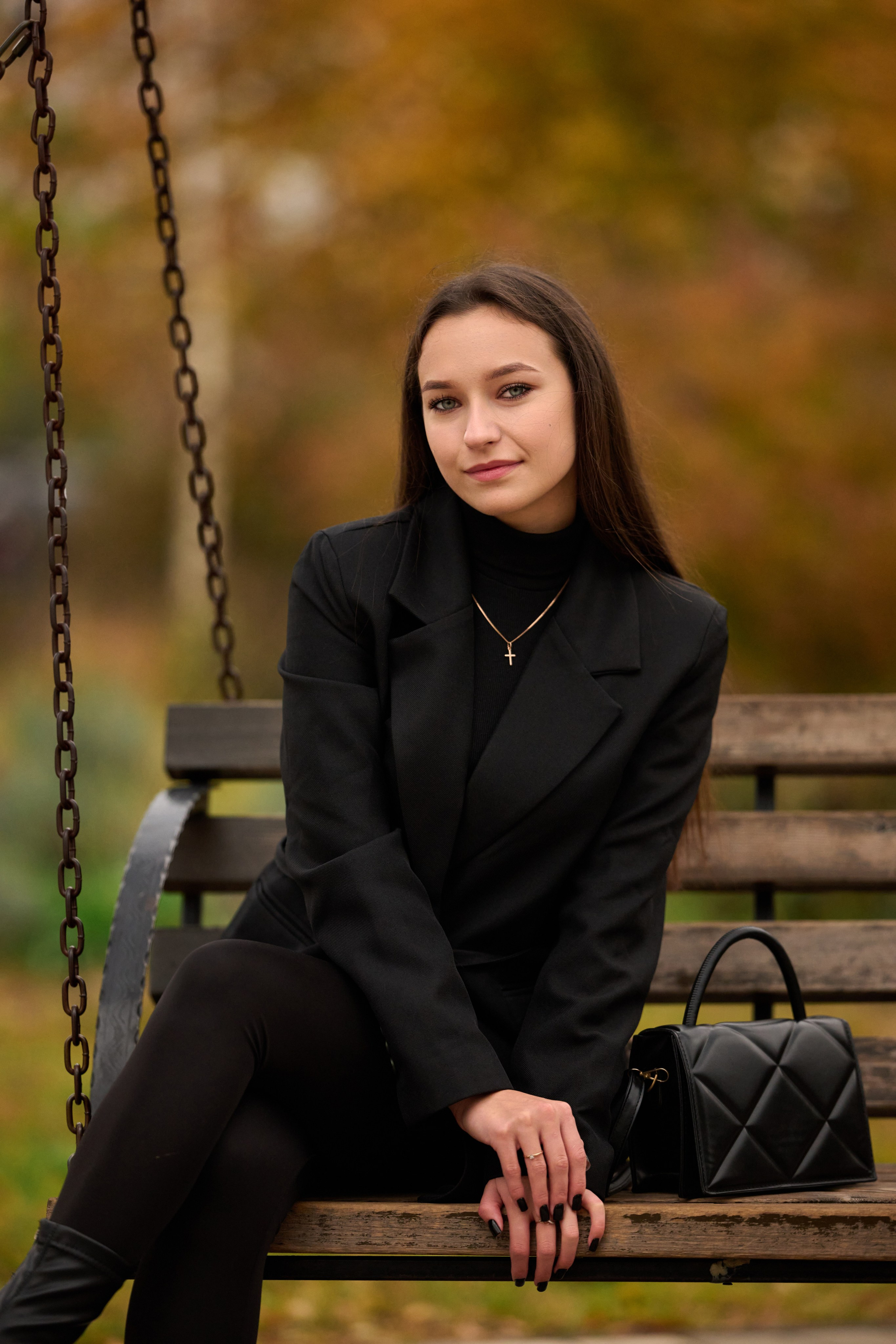 Фотосессия в золотой осени Старого Оскола. Профессиональный фотограф Старый Оскол, Губкин — свадьба, венчание, крещение, юбилей и день рождения