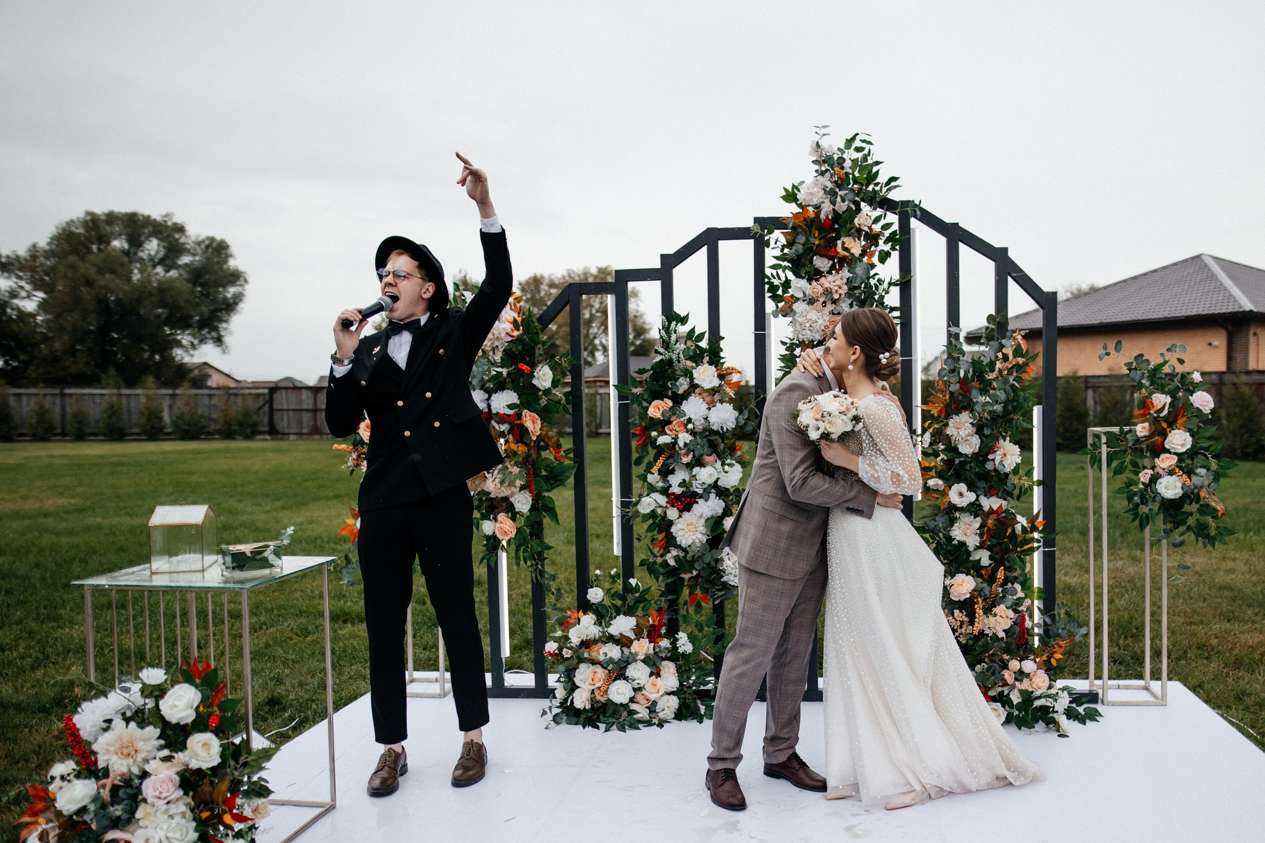 Контакты. Свадебный фотограф в Курске Антон Богданов