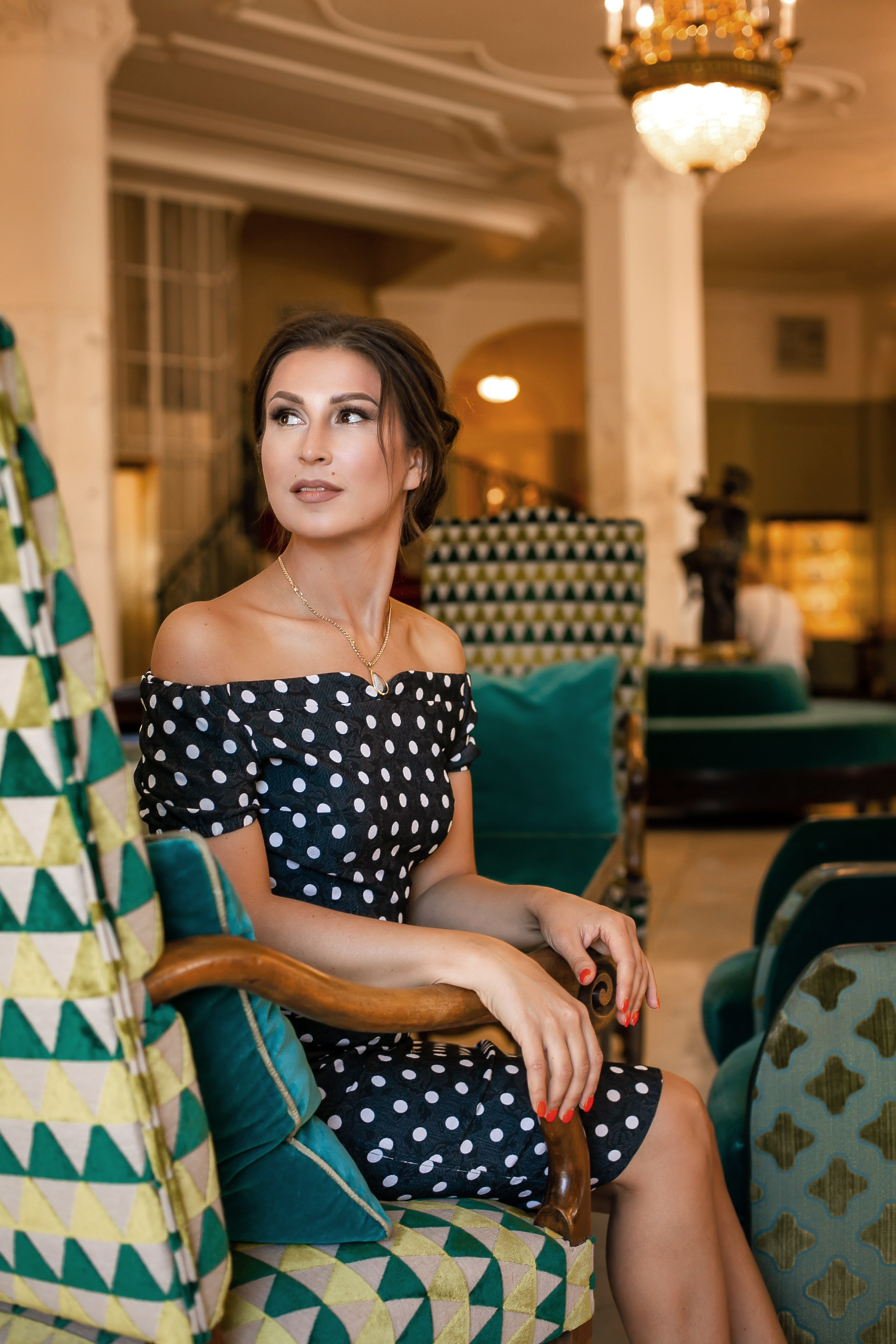 Фотосессия в отеле. Портретный фотограф Санкт-Петербург Москва Андронова Юлия