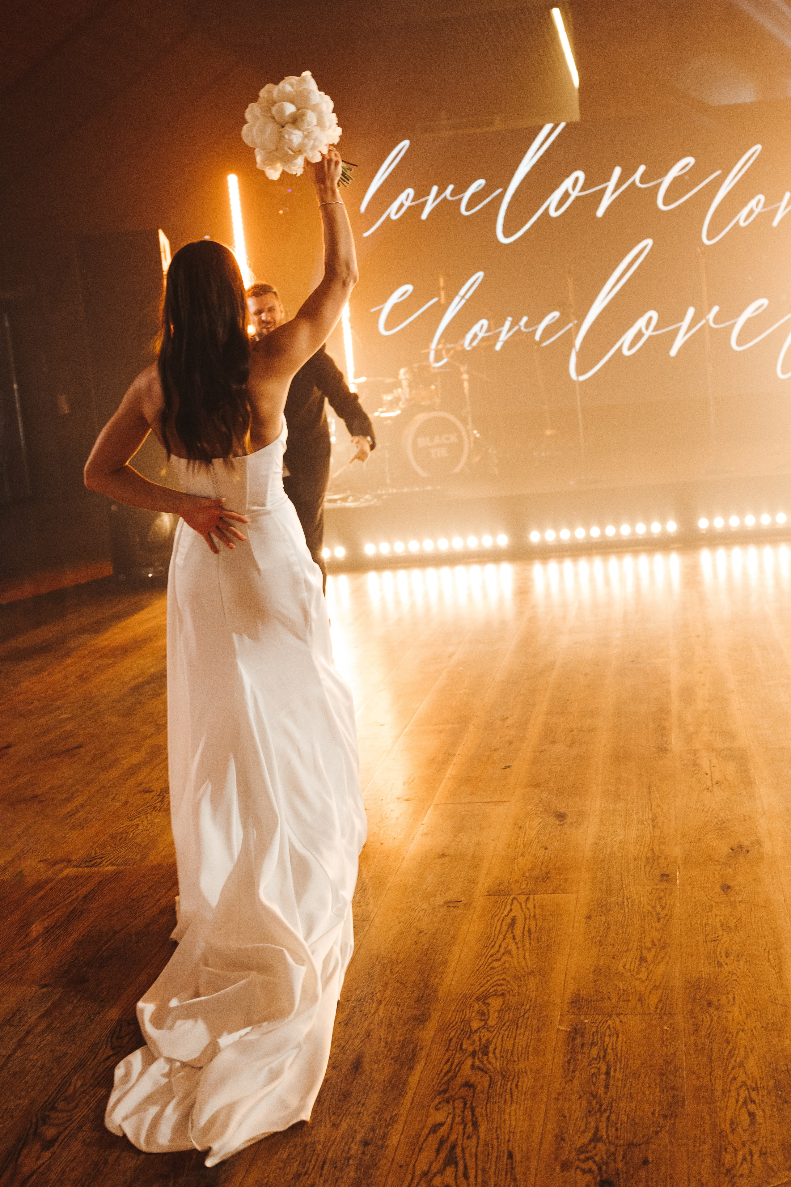 Свадебная съемка в Яхт-клубе SkyRiver, свадебная съемка в Яхт-клубе Скай Ривер. Свадебный фотограф Москва Анастасия Храмова