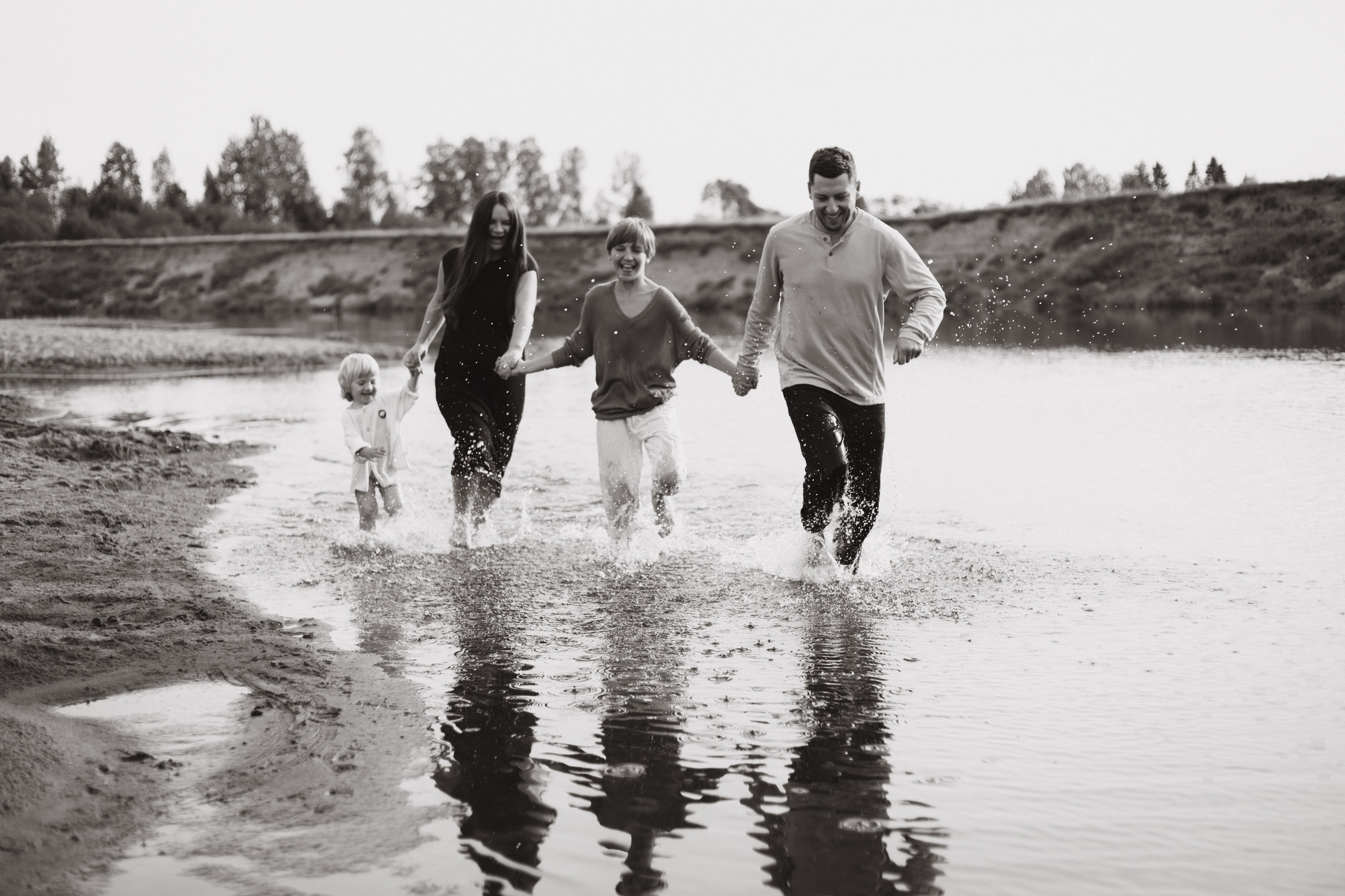 Артем + Кристина + Мирон + Трофим. Услуги