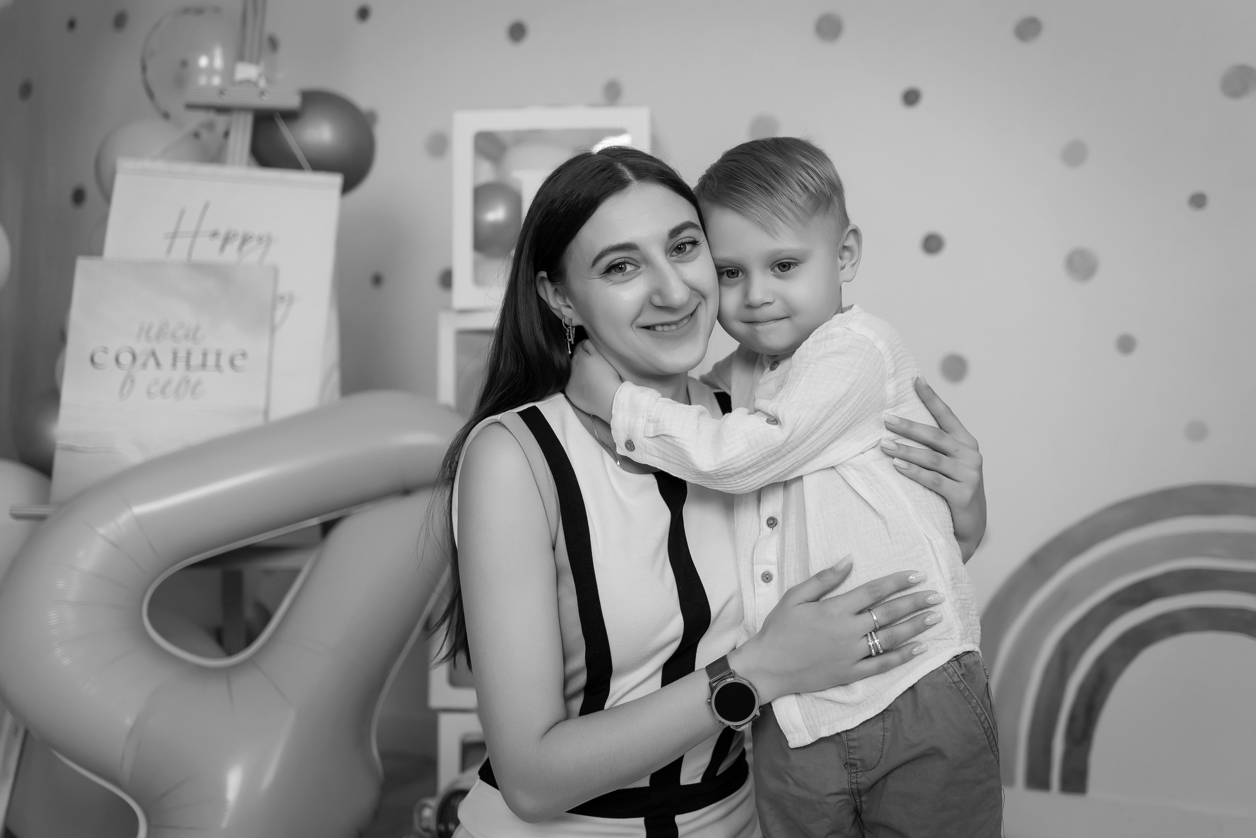 Ваши фотографии. Интерьерная фотостудия Background в Омске