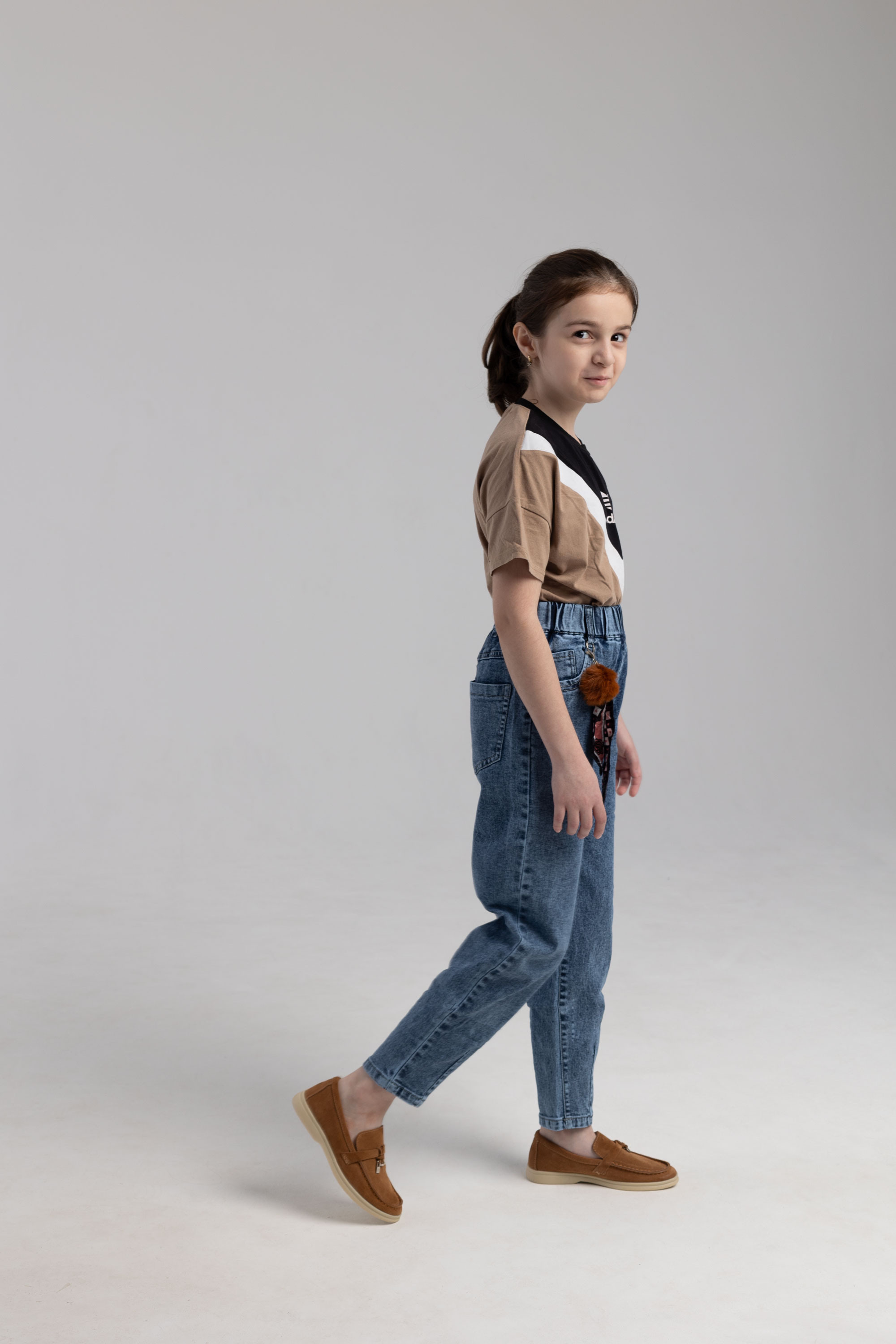 Маркетплейс (Детские джинсы)