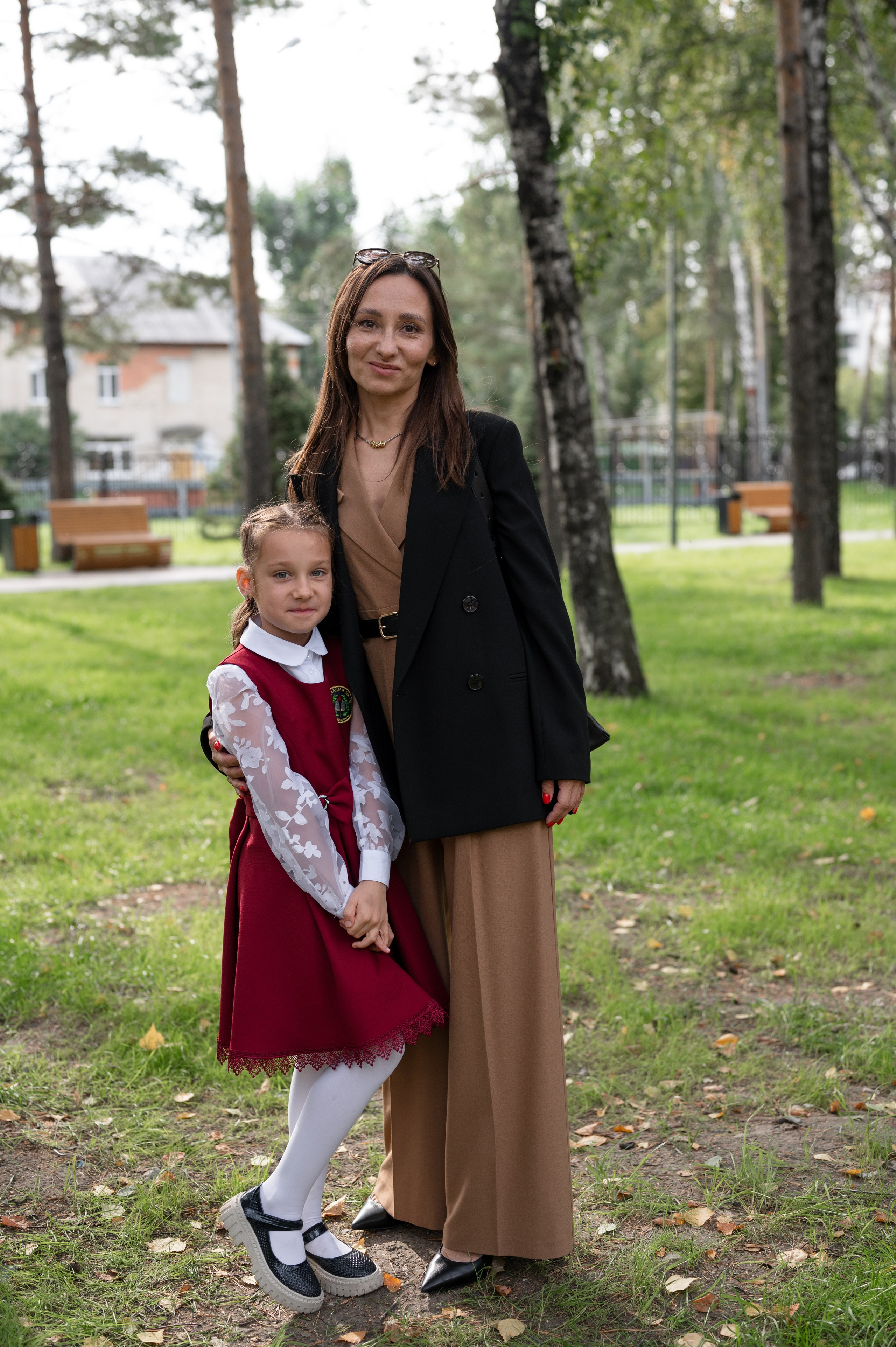 1 сентября 16 гимназия 2 класс (линейка + в классе+ на улице). Фотограф новорожденных, семейный детский в Тюмени Татьяна Морозова