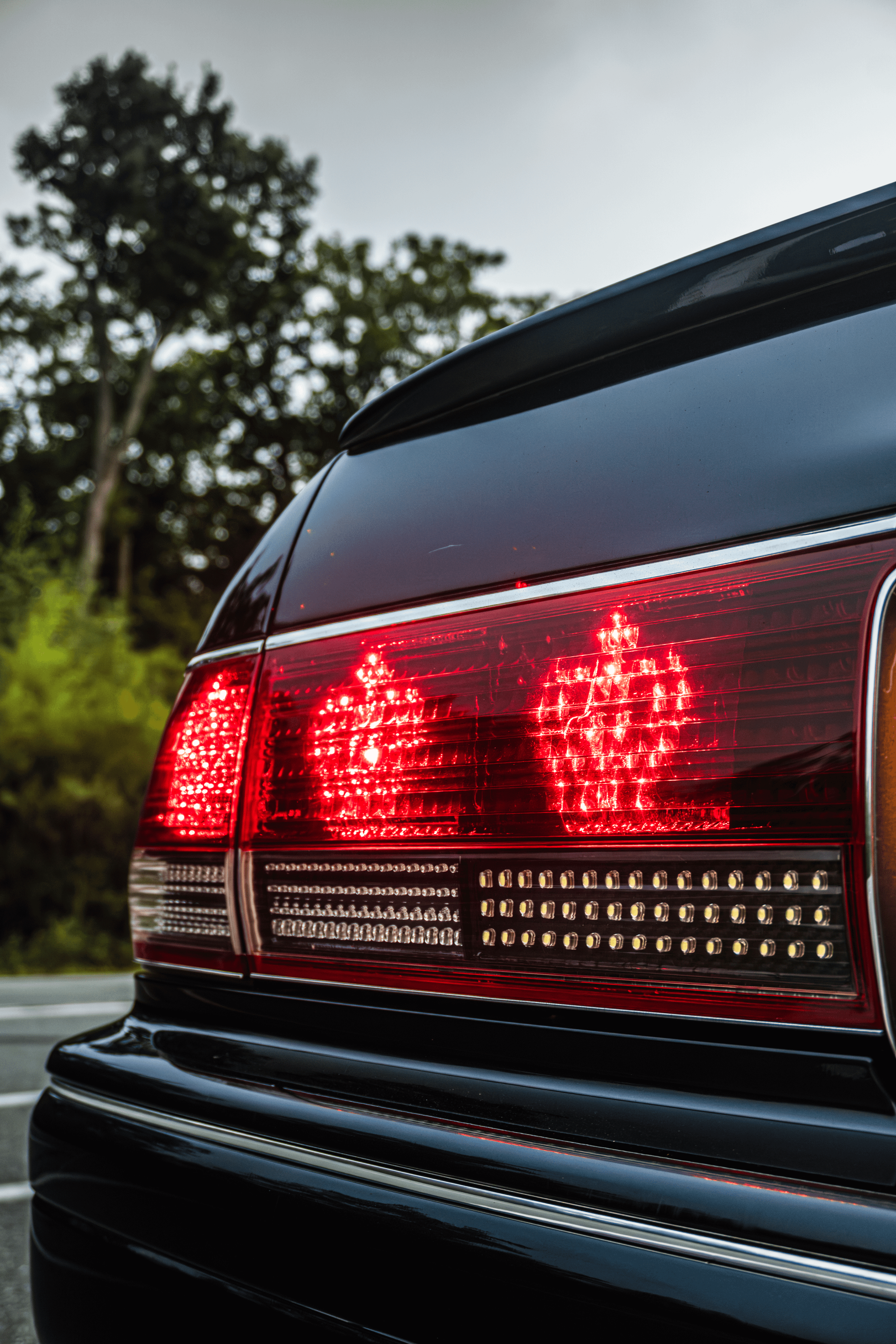 Toyota Crown S155: бриллиант в стенс-короне Владивостока