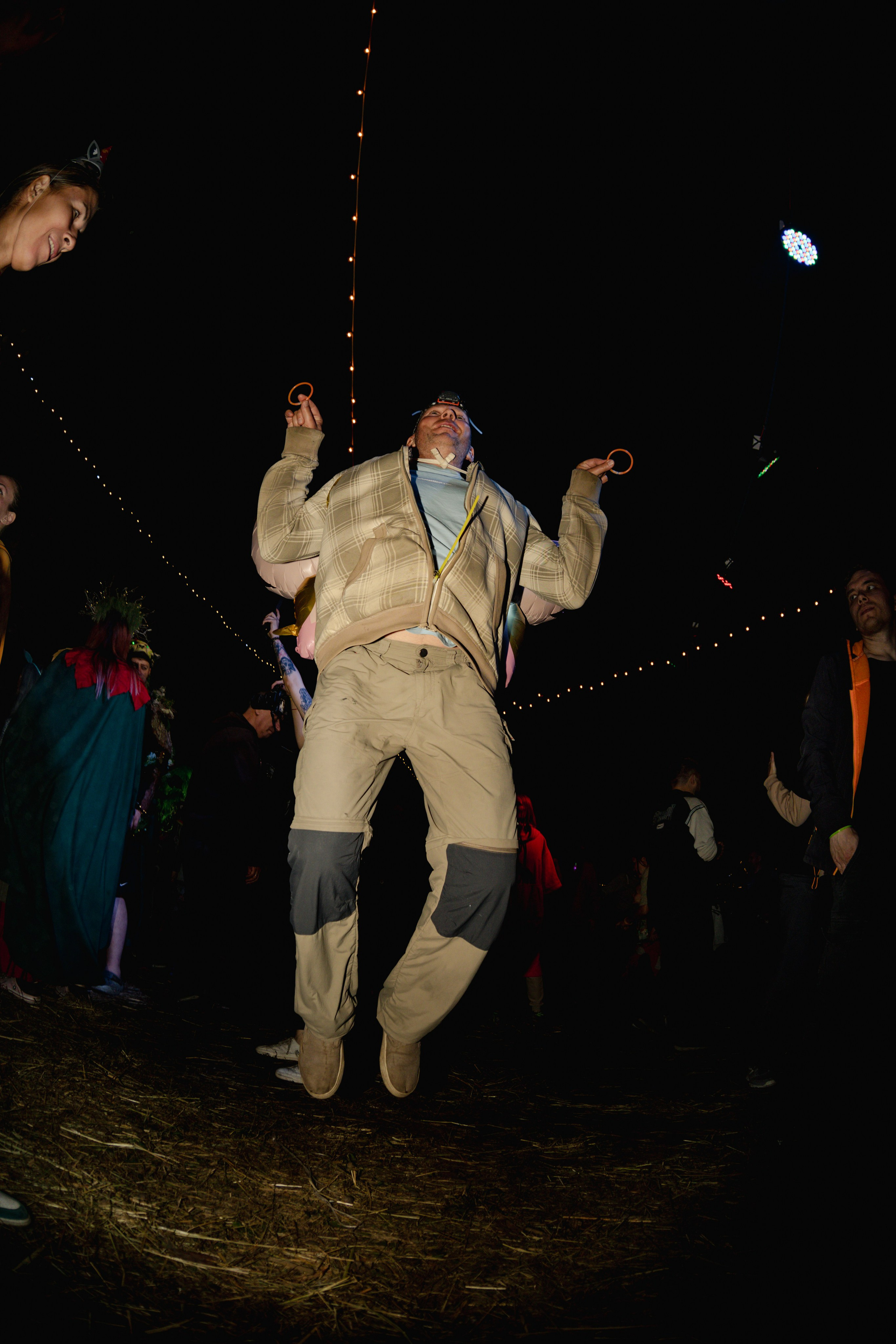 Фестиваль Hello Camper закрытие 2024. Репортажный и портретный фотограф в Санктпетербурге. Видиосъемка мероприятий в Санкт-Петербурге