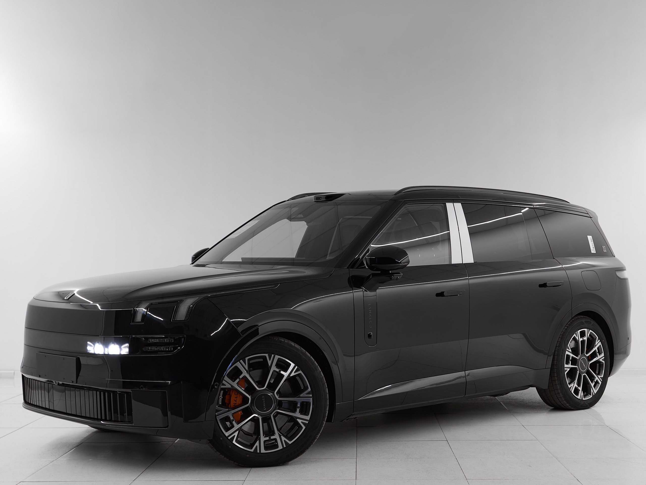 Фотосъемка автомобилей Москве для дилерского центра. Kurbanov content maker