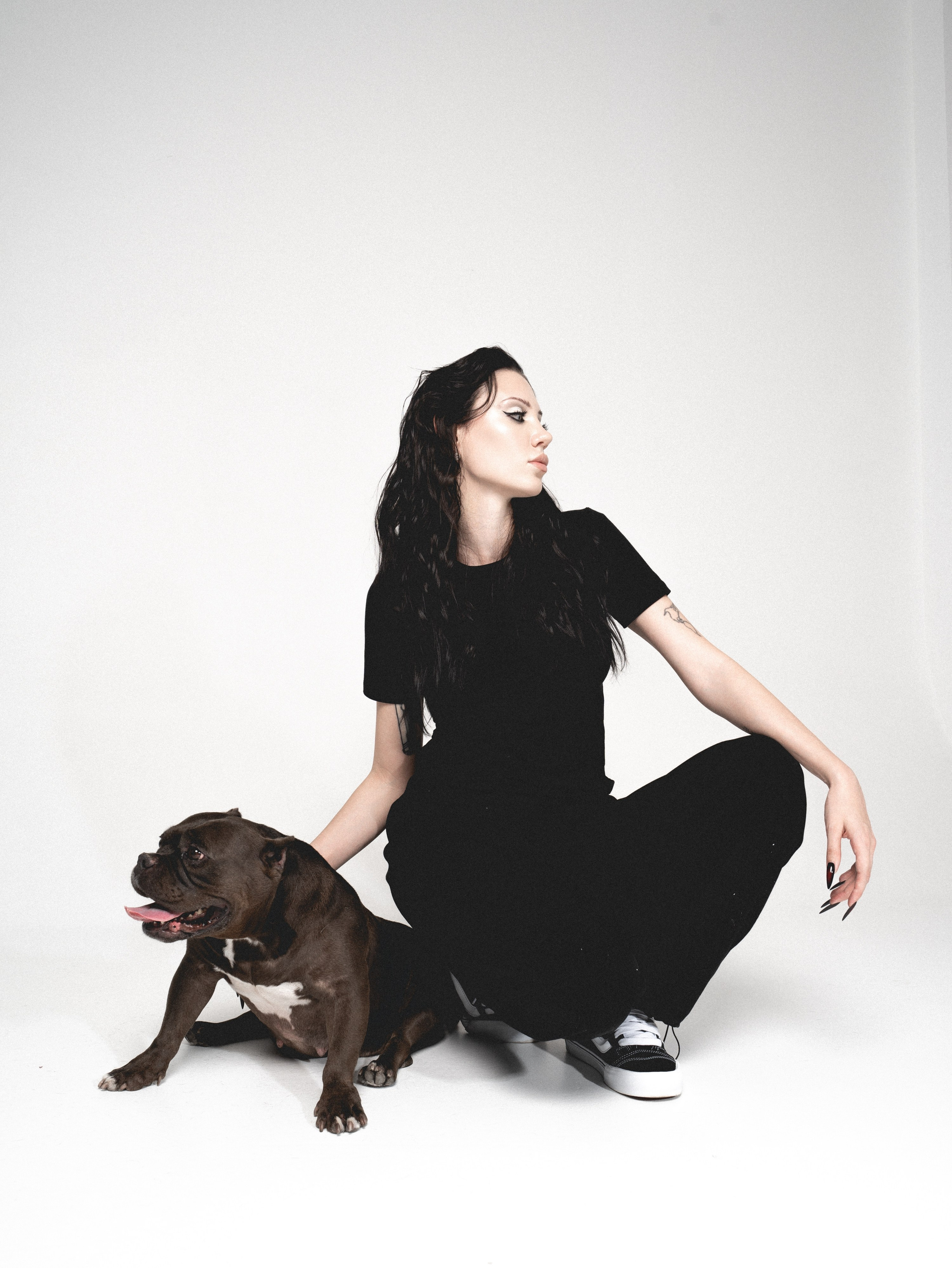 С собакой в студии. Иван Упоров — фотограф, рилсмейкер чебоксары