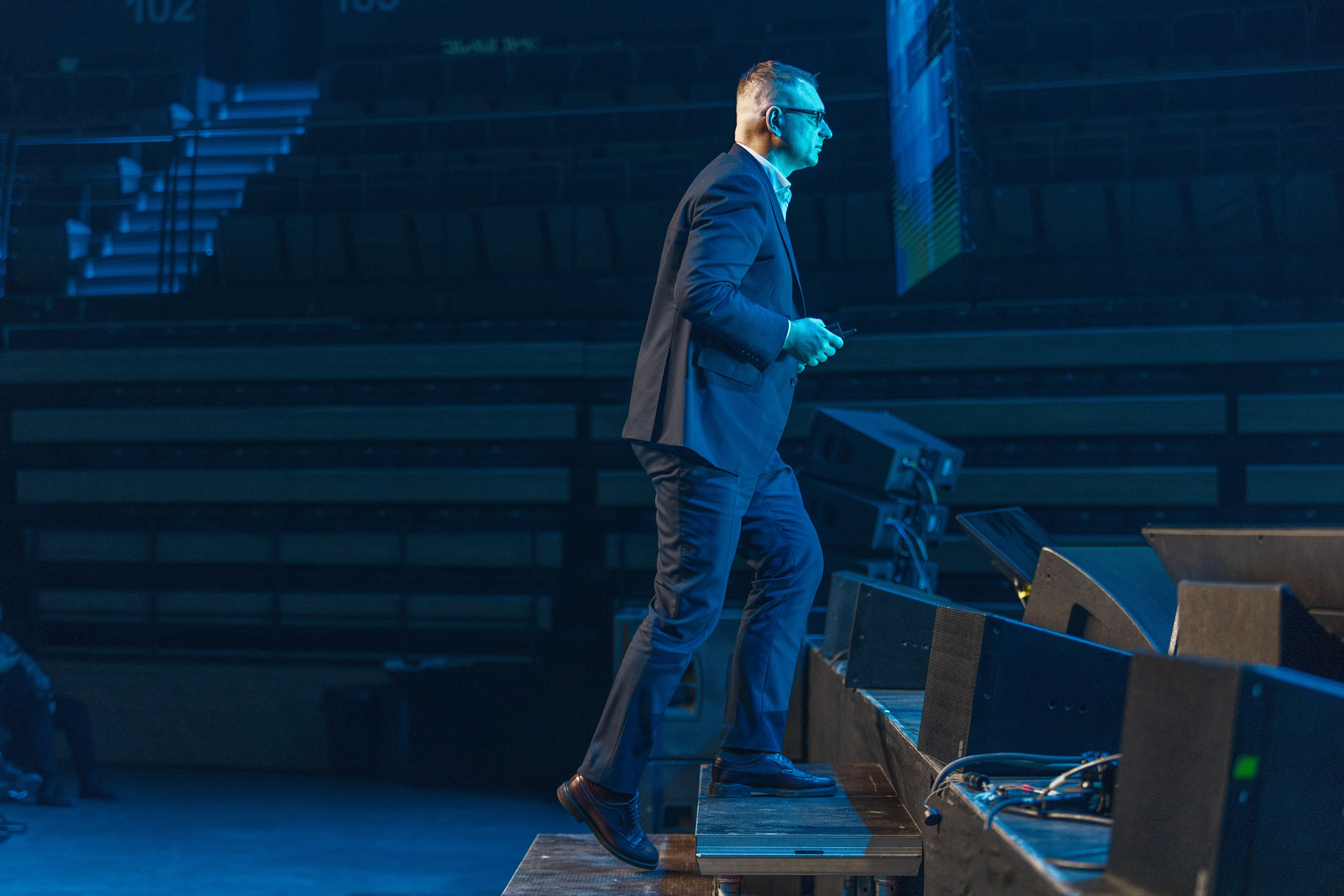 Портфолио фотографа в Санкт-Петербурге | Портреты, концерты, реклама, автоспорт, событийная и предметная съемка