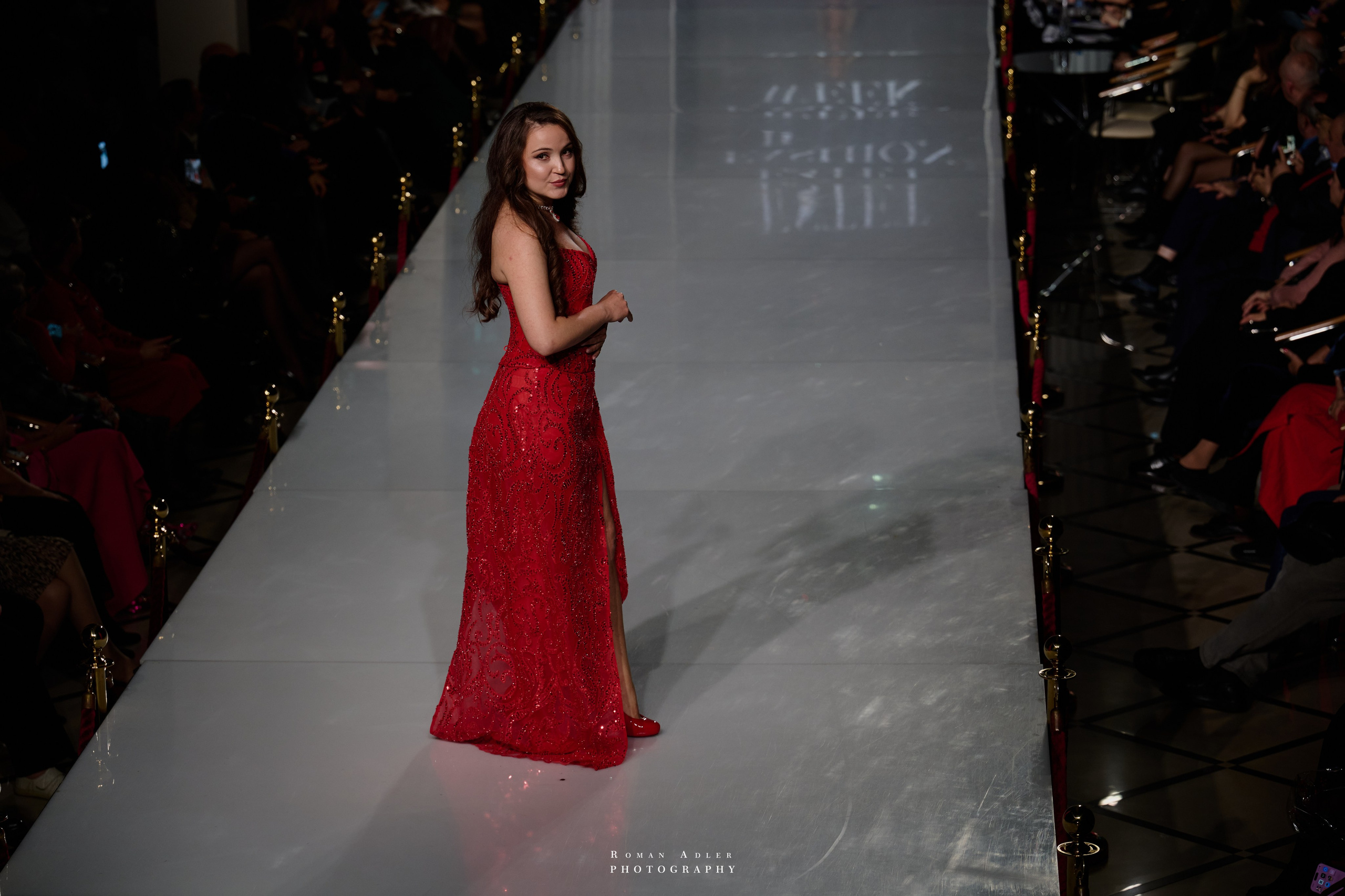 ESTET FASHION WEEK ОСЕНЬ — 2025. Фотограф Роман Адлер