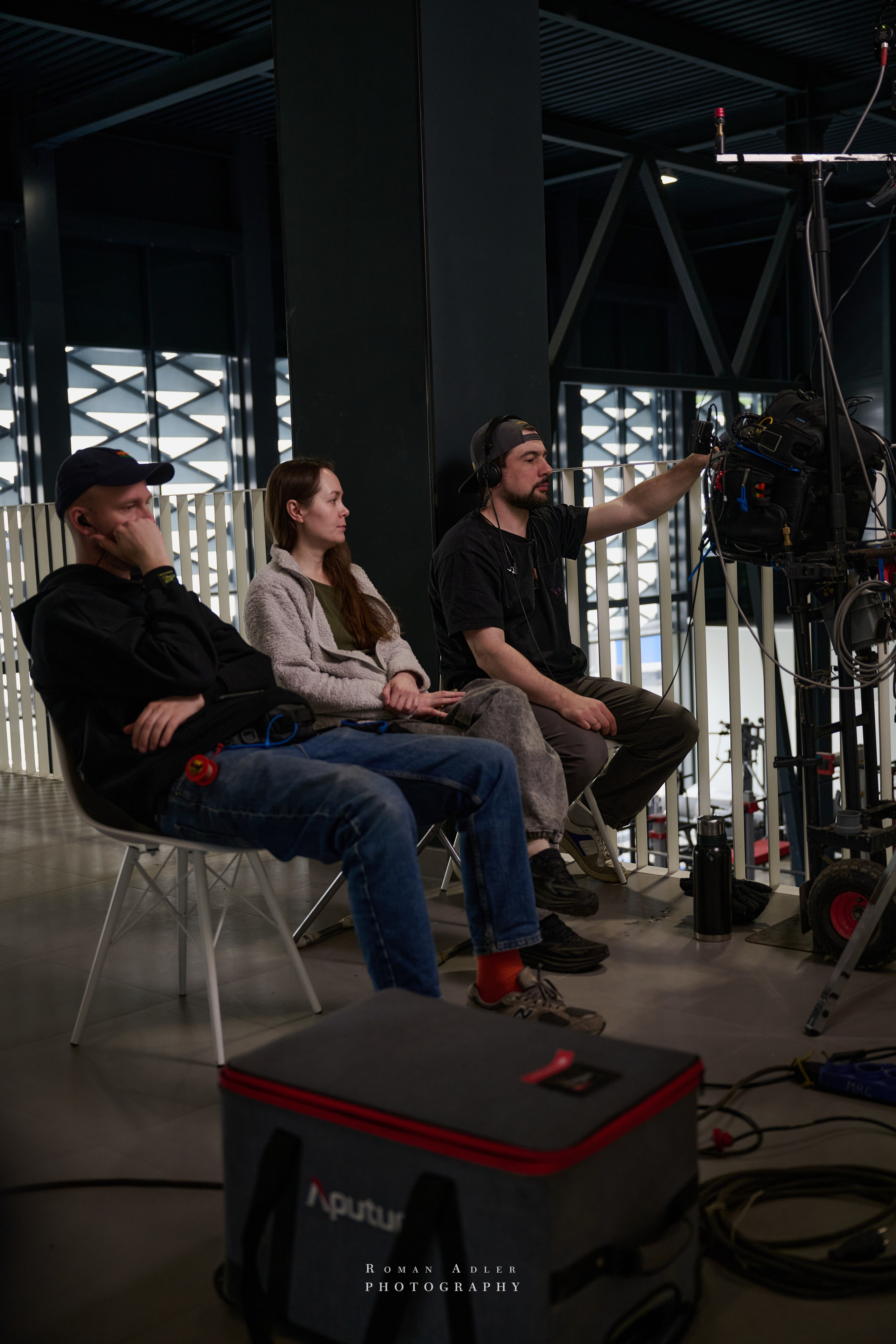 Репортаж со съёмок фильма «Своя в доску». Фотограф Роман Адлер