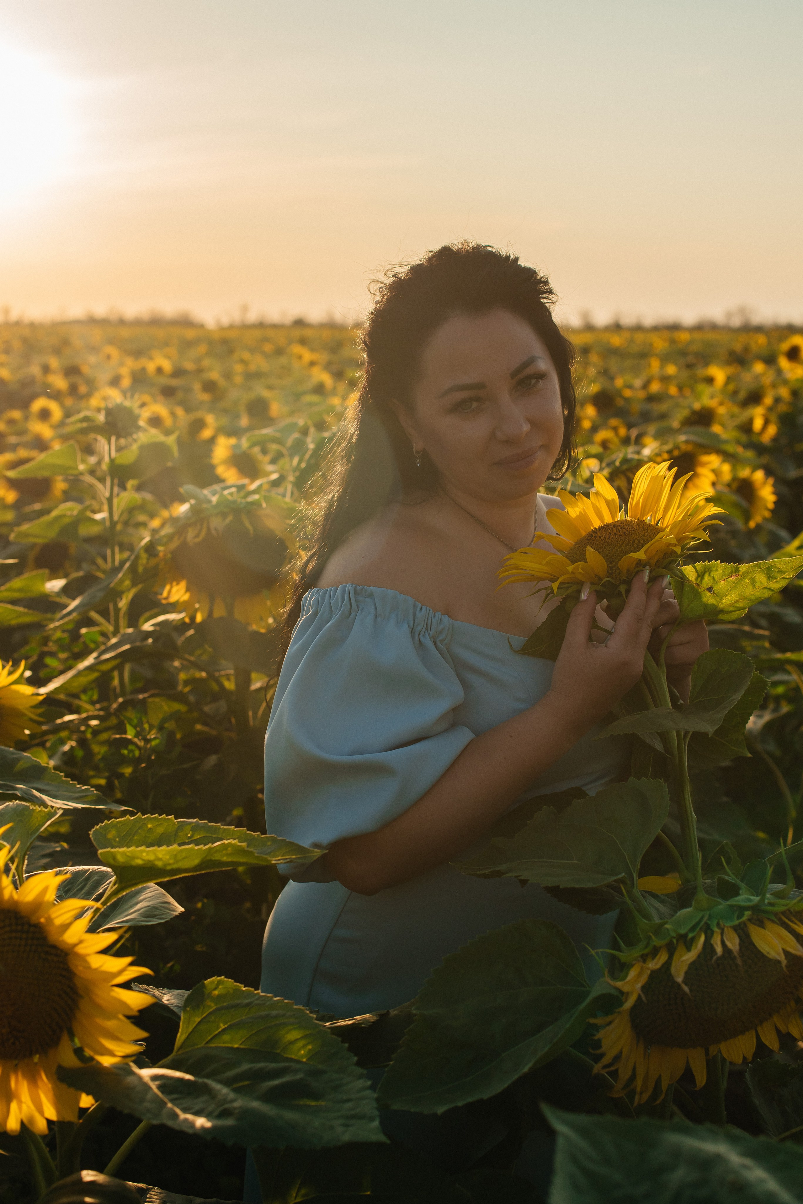 Андрей и Алена прогулка у моря. Детский и семейный фотограф выпускной альбом Приморско-Ахтарск