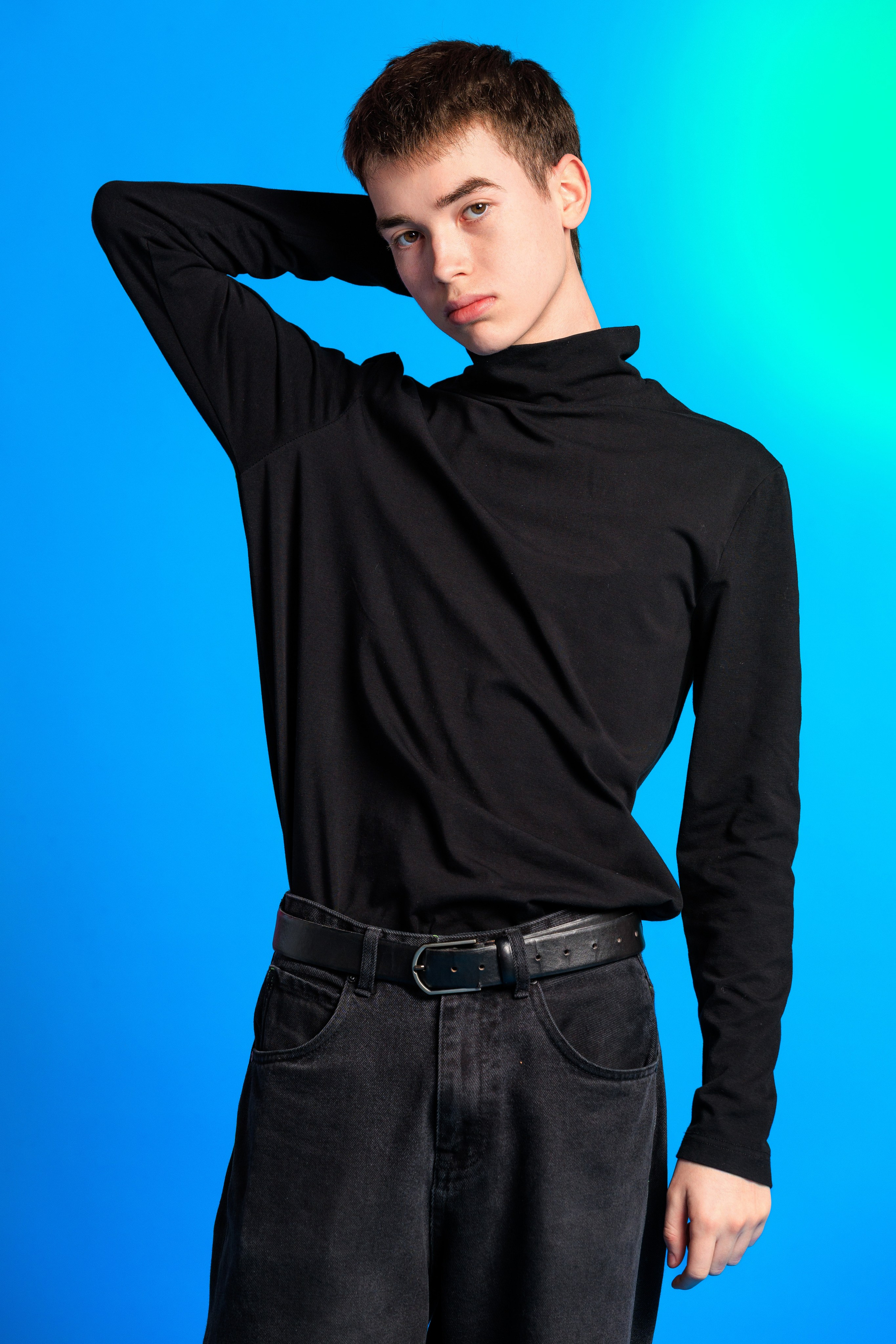 Смотреть фотки в фотостудии. Выпускные альбомы Геленджик, Новороссийск, Краснодар, Туапсе