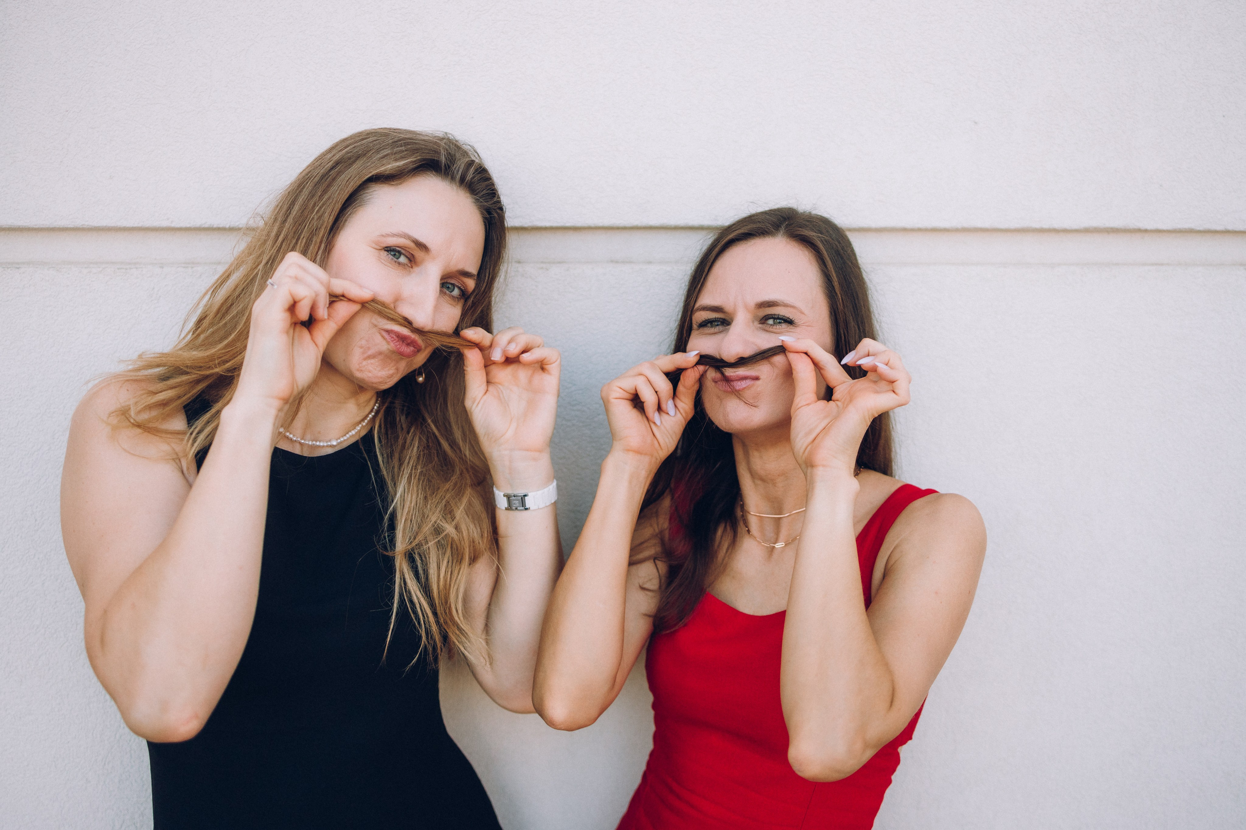 Настя и Аня. Прогулка на Красной. Семейный фотограф Наталия Демченко, Краснодар