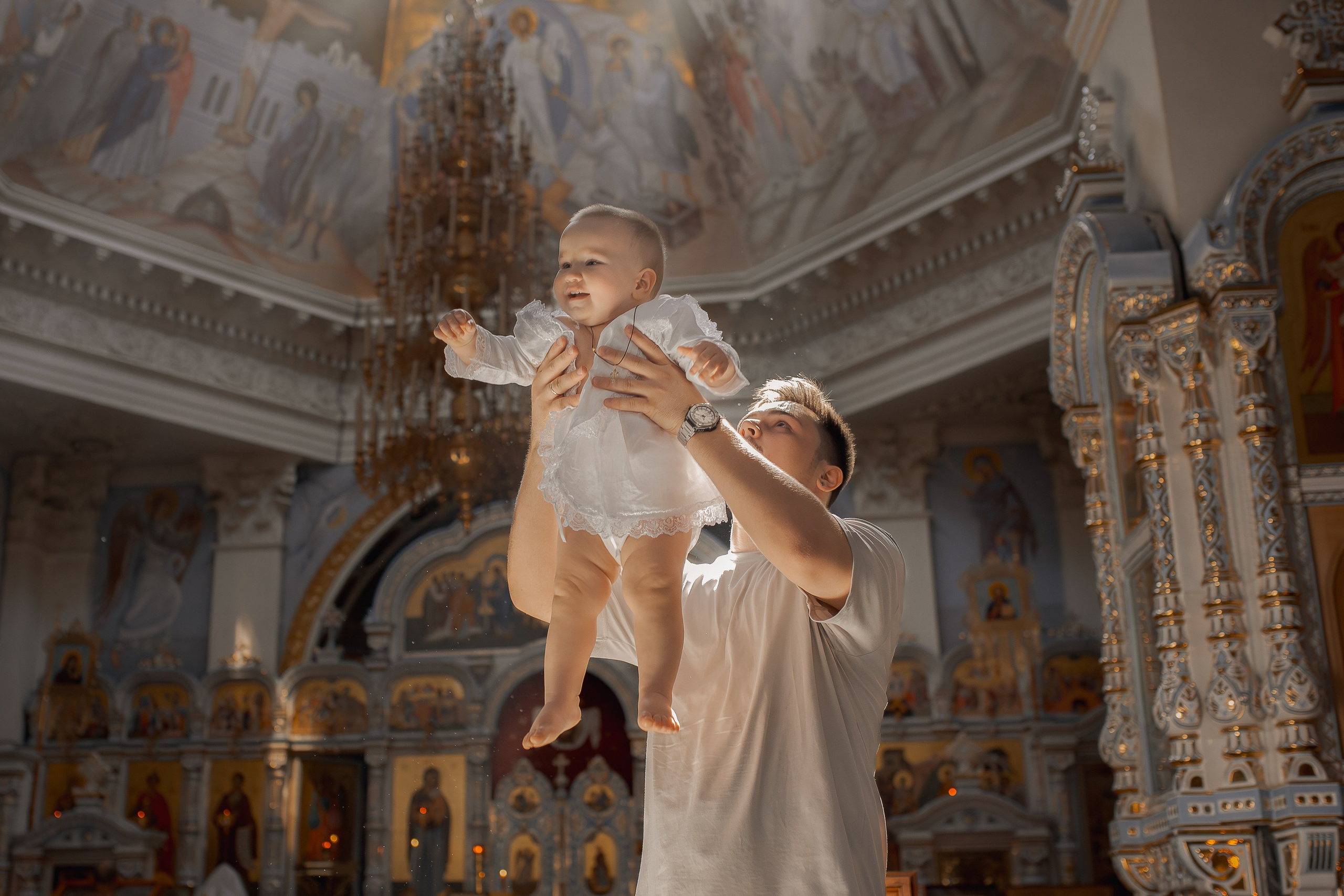 Фотосессия таинства Крещения в Ташкенте. Фотограф на Крещение и Венчание в Ташкенте