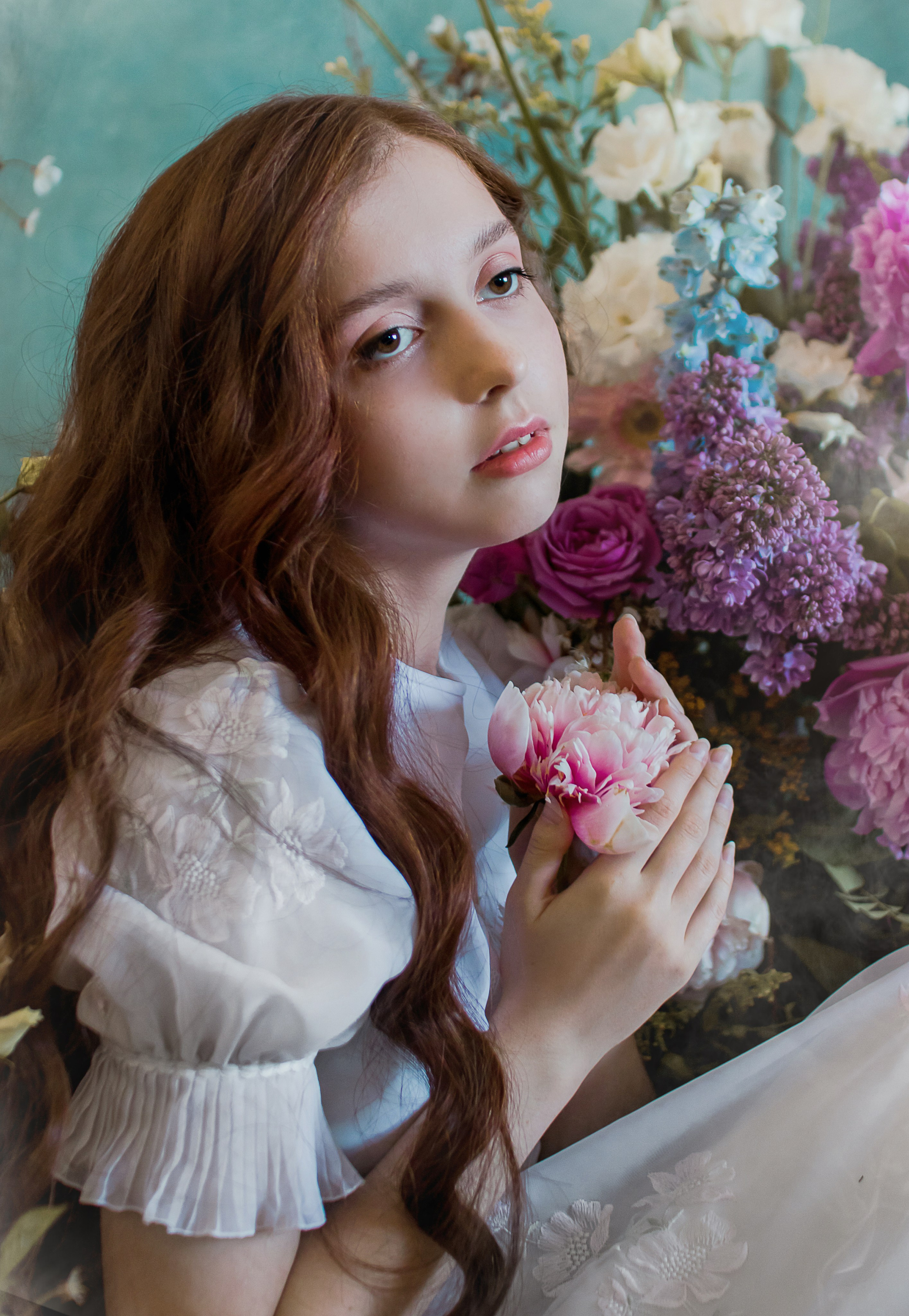Девушка в цветах
