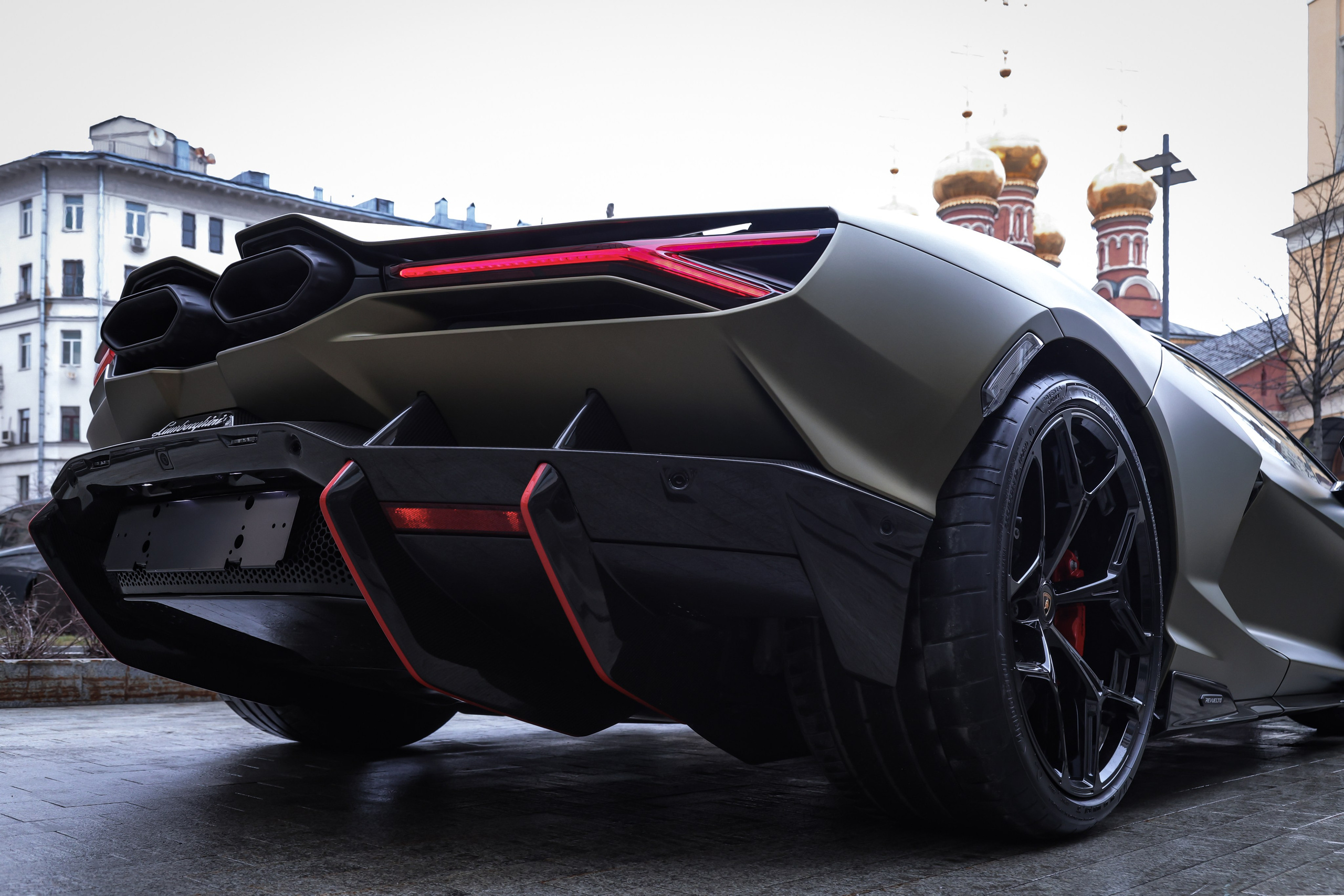 2024 Lamborghini Revuelto 6.5 AMT. Mixturecaptures