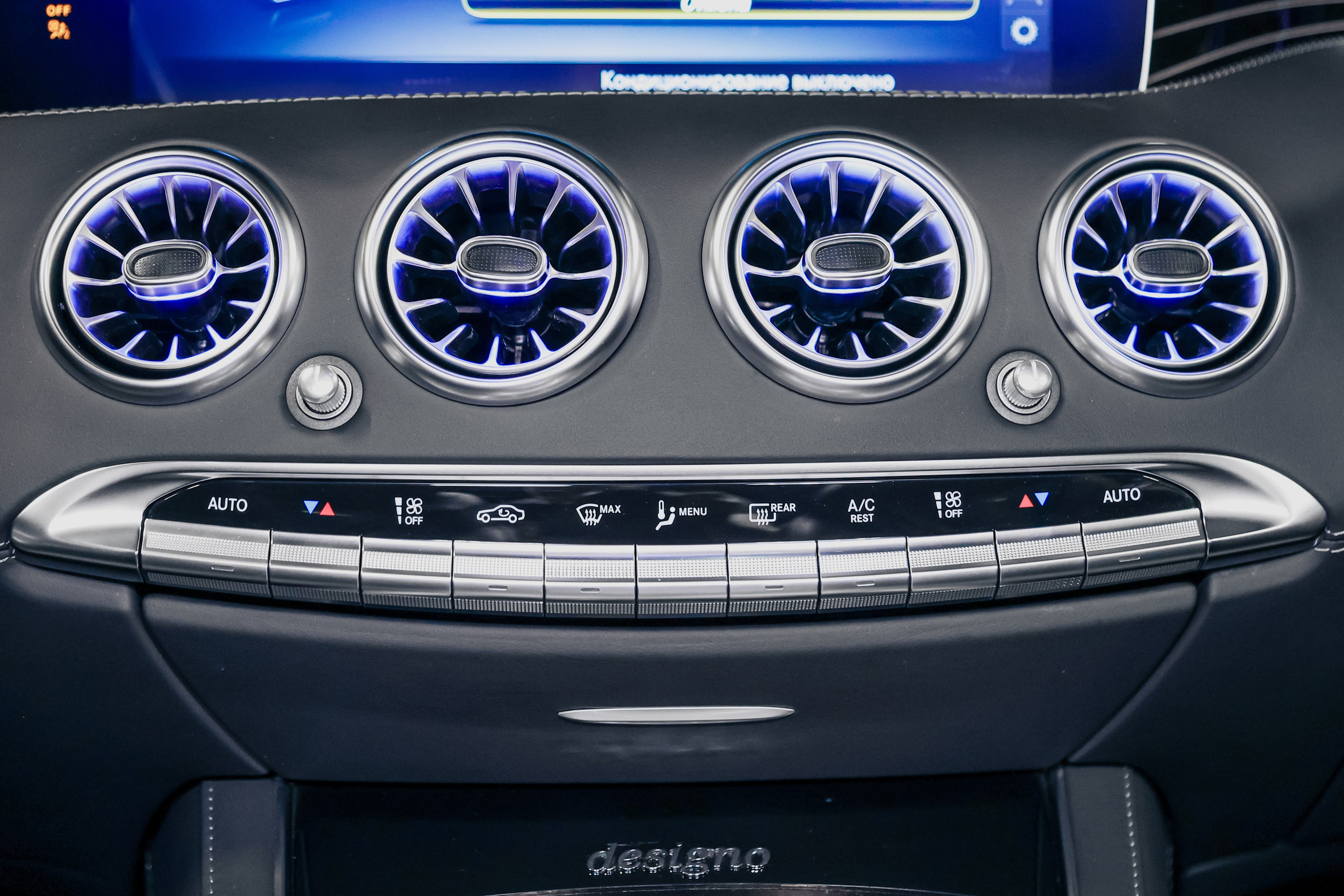 2020 MERCEDES BENZ S63 AMG WHITE ON BLACK $145,000 / 27,100 KM ODOMETER. Mixturecaptures