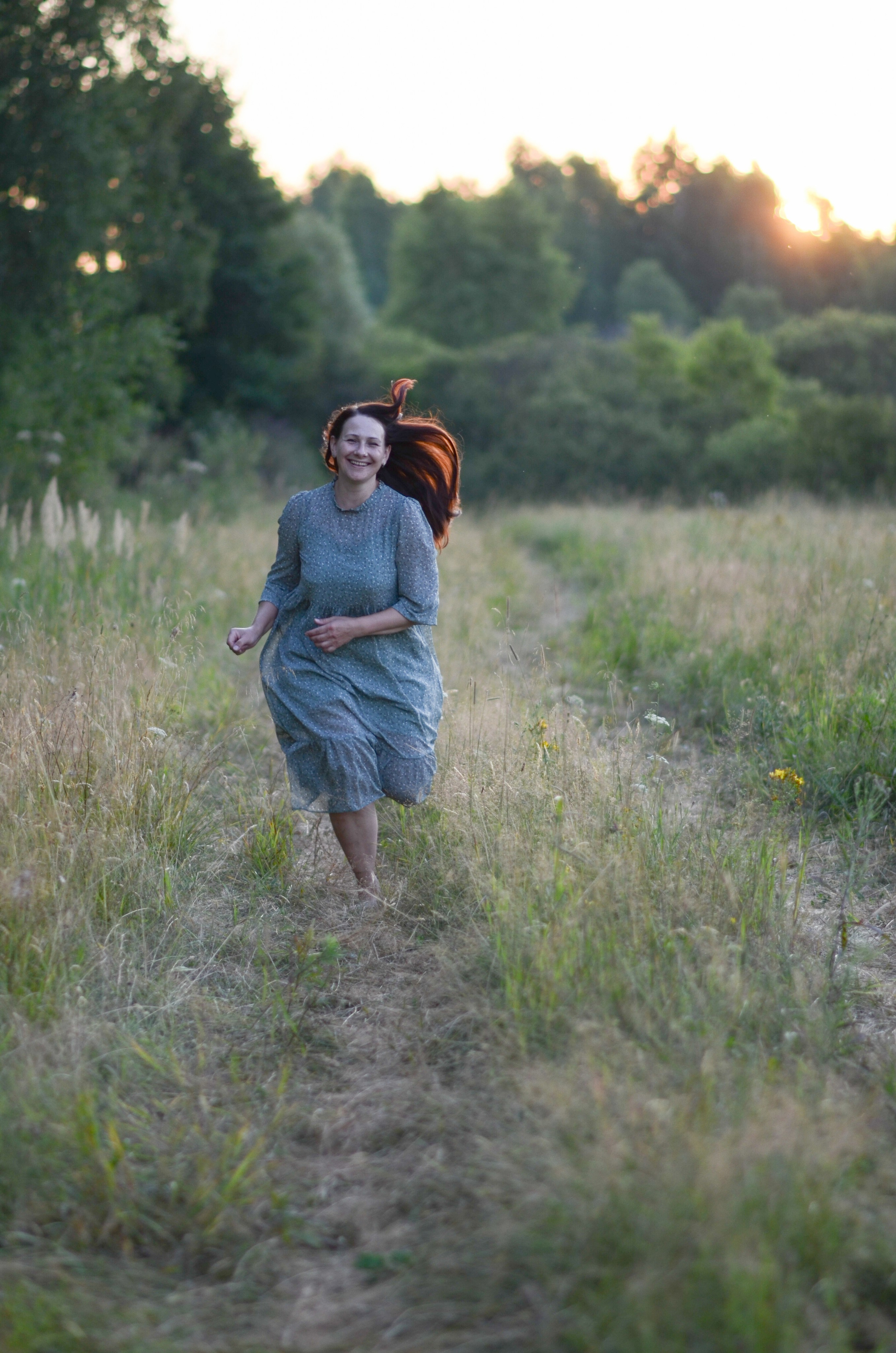 Летняя в поле. Семейный фотограф г. Москва