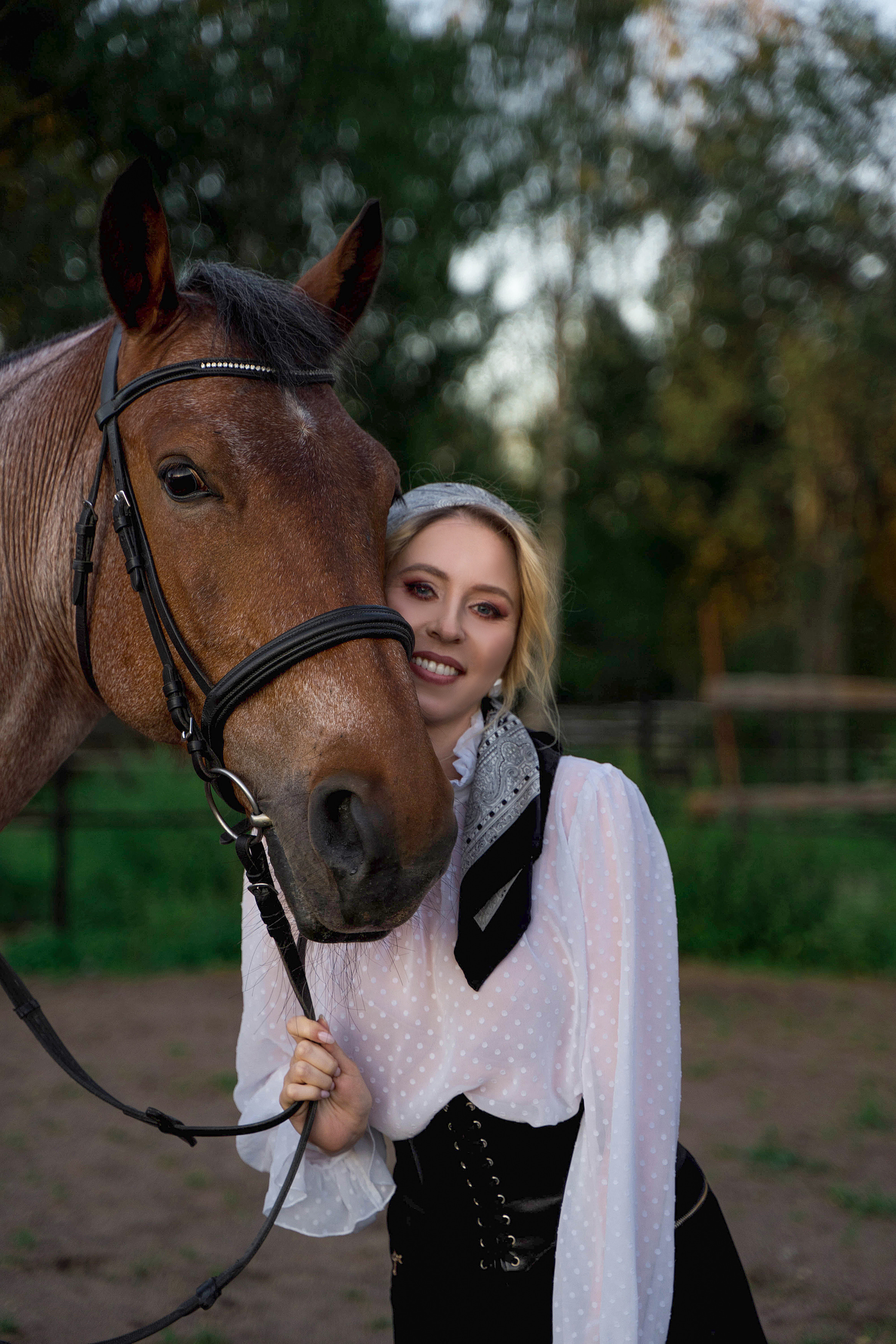 С лошадью. Студия детской фотографии