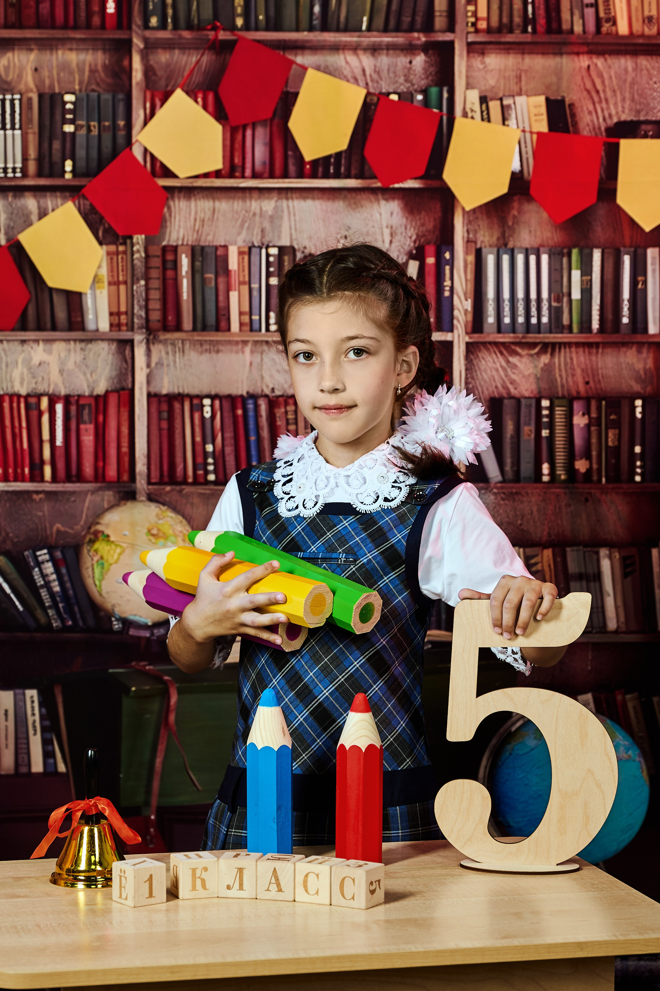 Фотосессии 1 класс. Выпускные альбомы. Предметная и контент съёмка. Фотостудия Klass