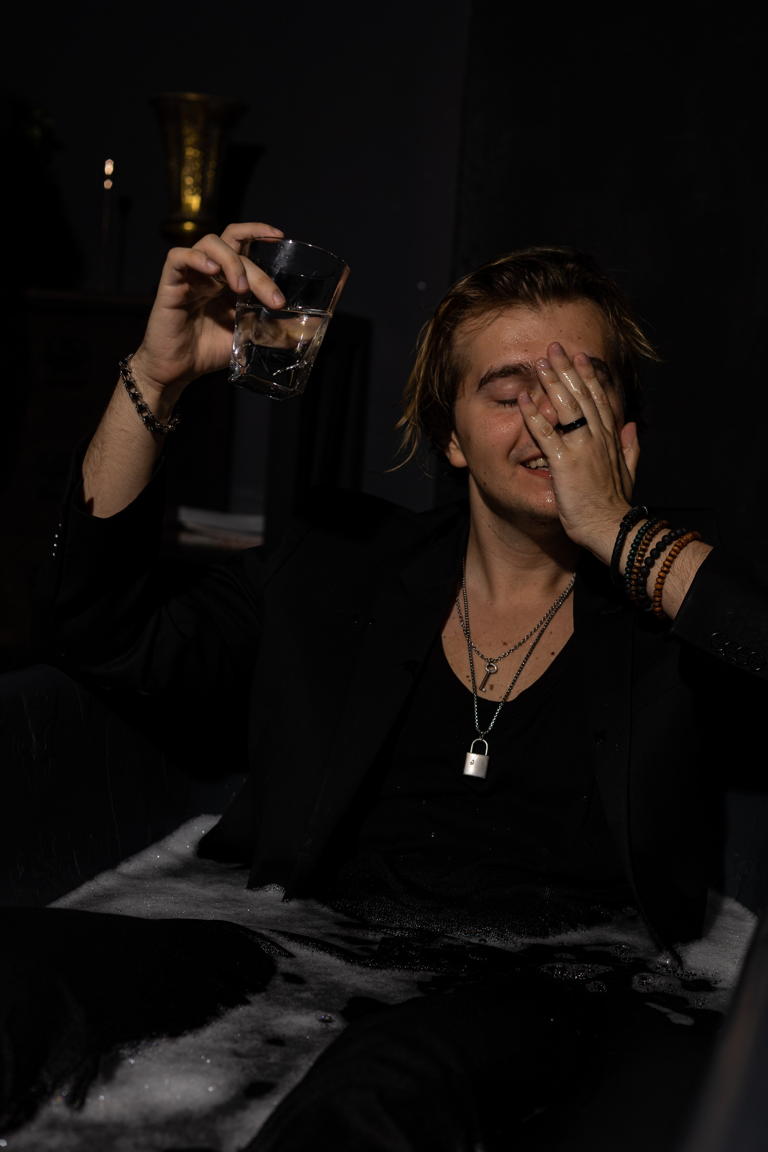 Эротическая фотосессия мужская. Фотограф в Москве