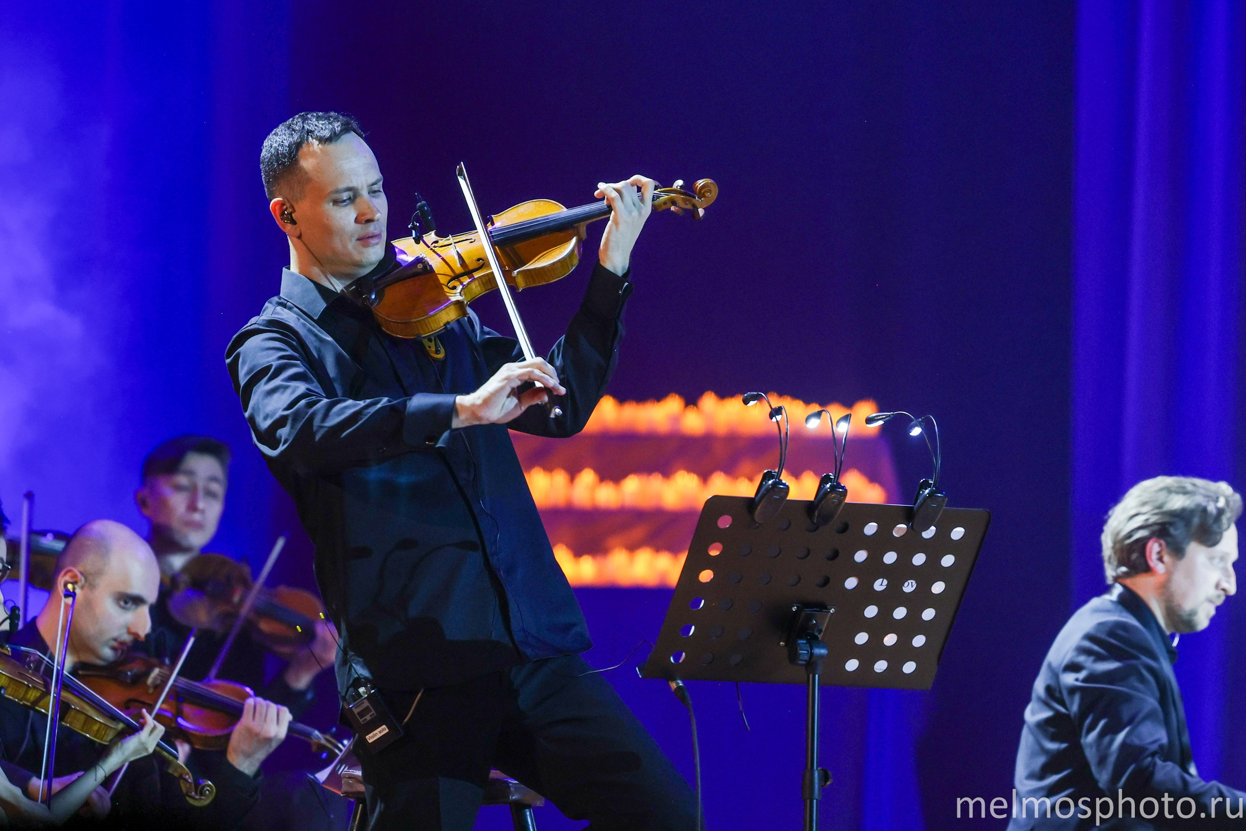 Experience I Imperial Orchestra «Шоу саундреков.Людовико Эйнауди.». Reportage, architectural, fine art photographer Lena Melnikova in Moscow