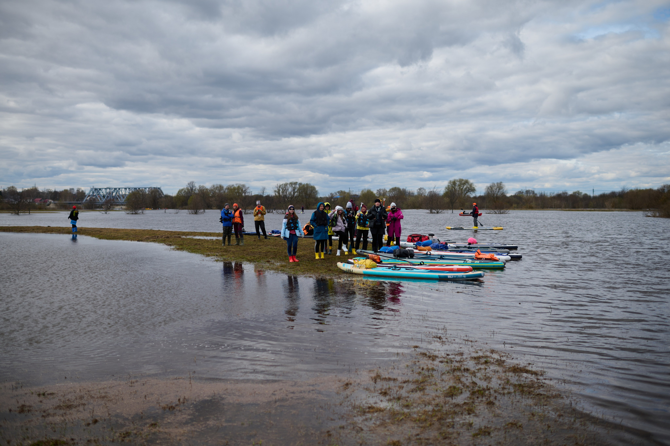 Владимир Покрова на Нерли, апрель. Главная