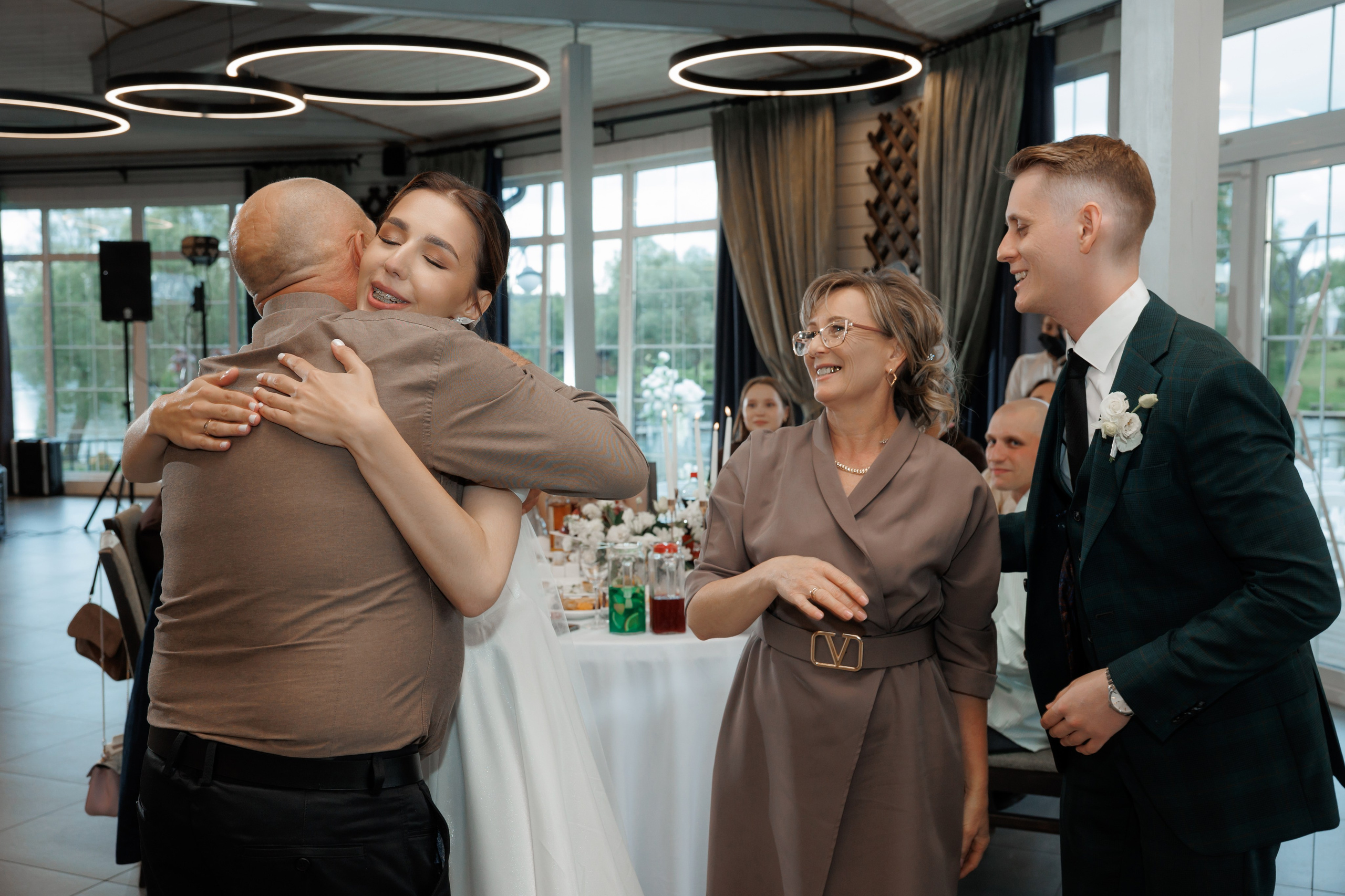 Регистрация в отеле Fish Point, ЗАГС Бутово, прогулка в Остафьево. Свадебный и репортажный фотограф (Москва, Королев и другие)