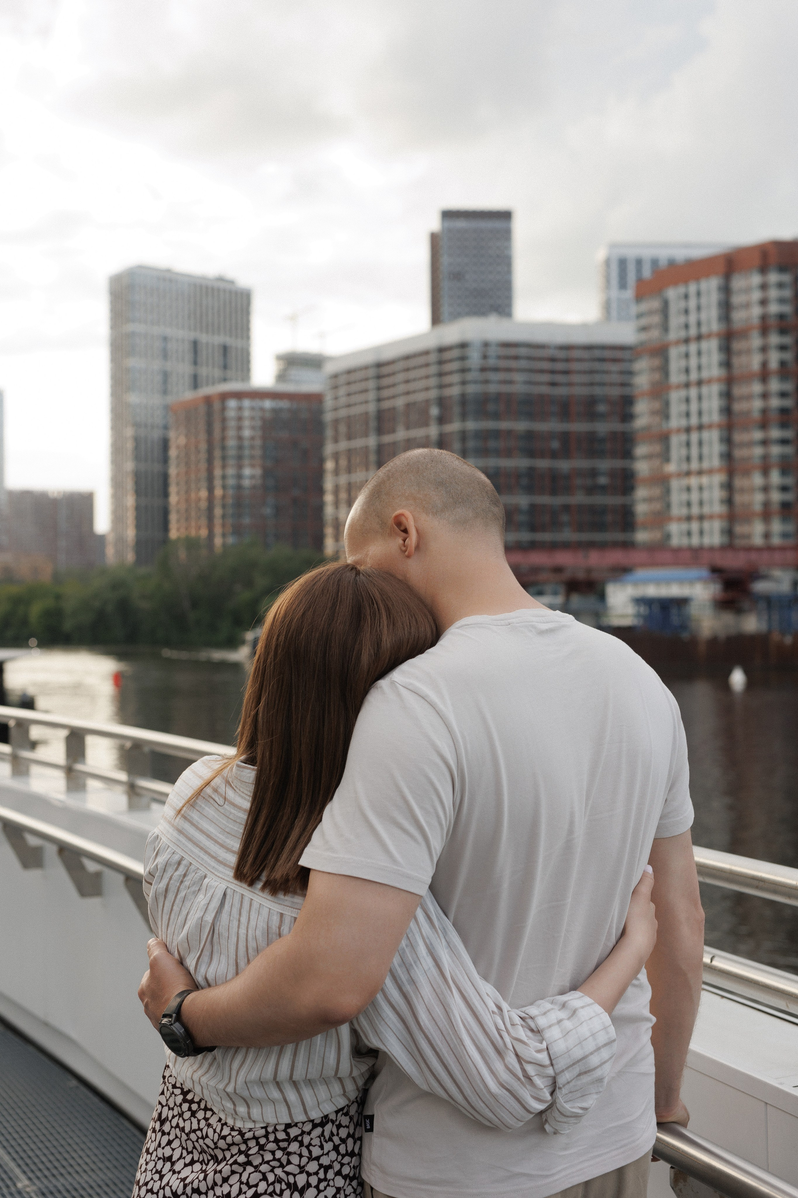 Катерина и Денис. Набережная. Семейный и свадебный фотограф в Москве Черкасова Анна