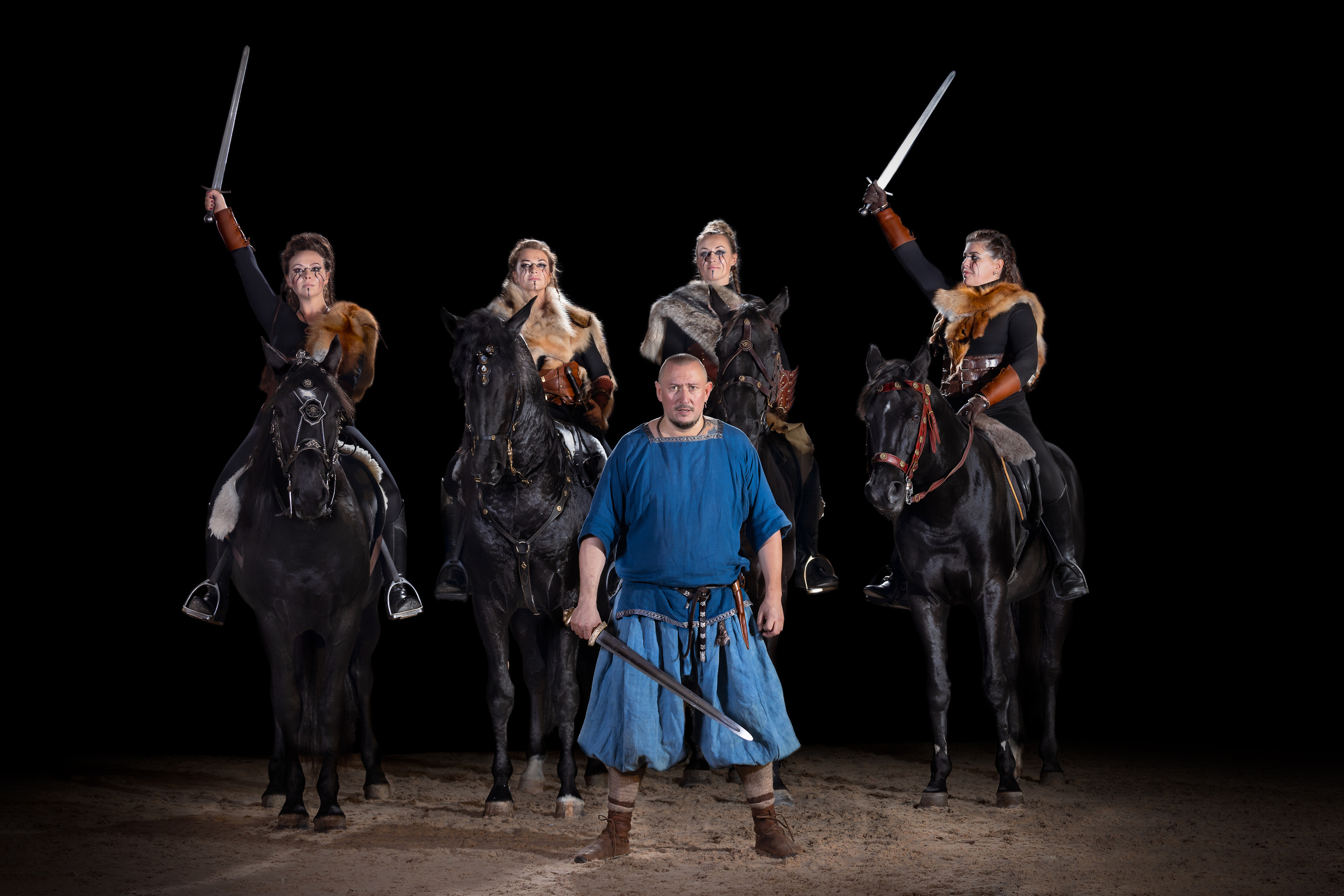 Конные фотосессии с использованием студийного оборудования. Mrs.Aquarelia Конный фотограф Марианна Леонтьева