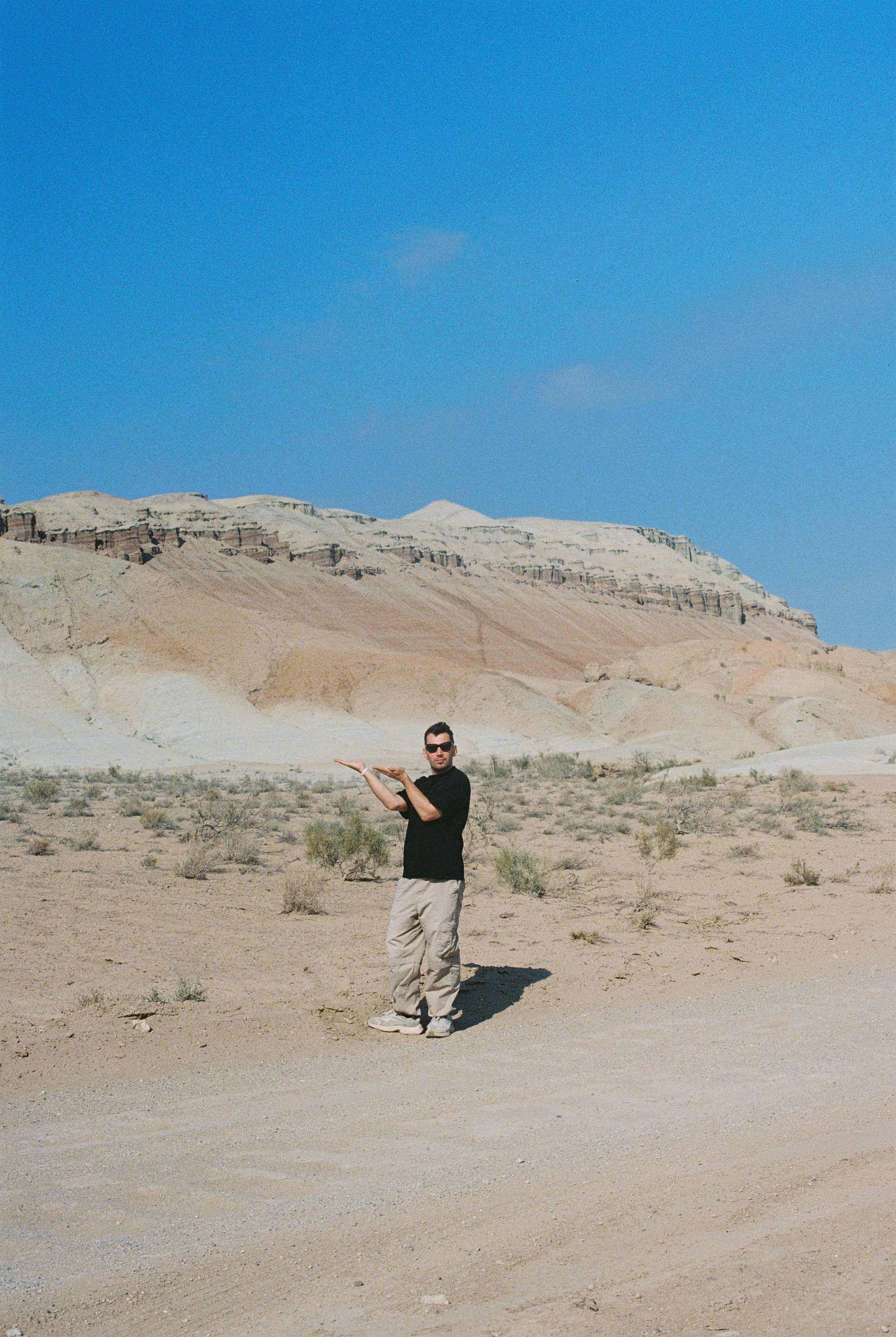 Алтын эмель/Или/Курты, плёнка 2025. Фотограф в Алматы — Алексей Коньков | Репортаж, свадьбы, портреты