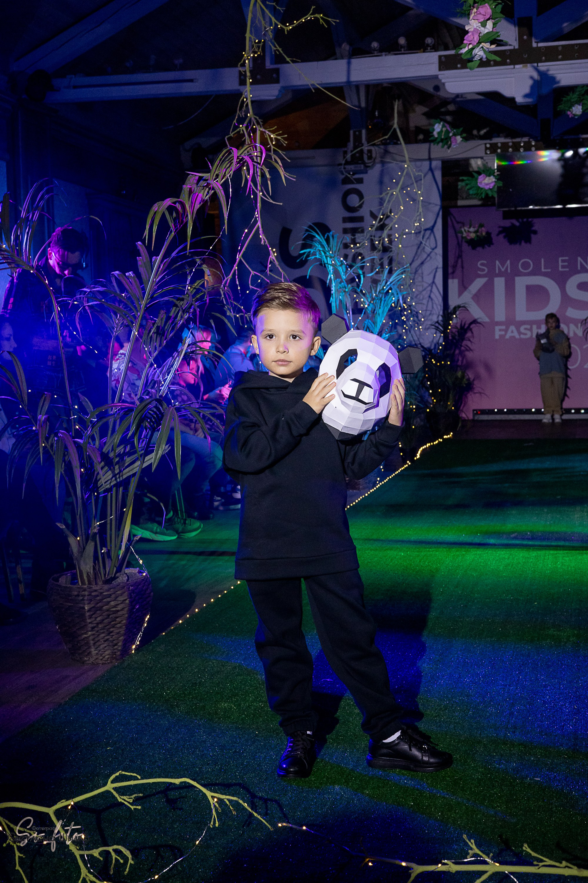 Smolensk Fashion Week_показы_ДЕНЬ 3_ФИНАЛ_Алиса в стране чудес. Главная