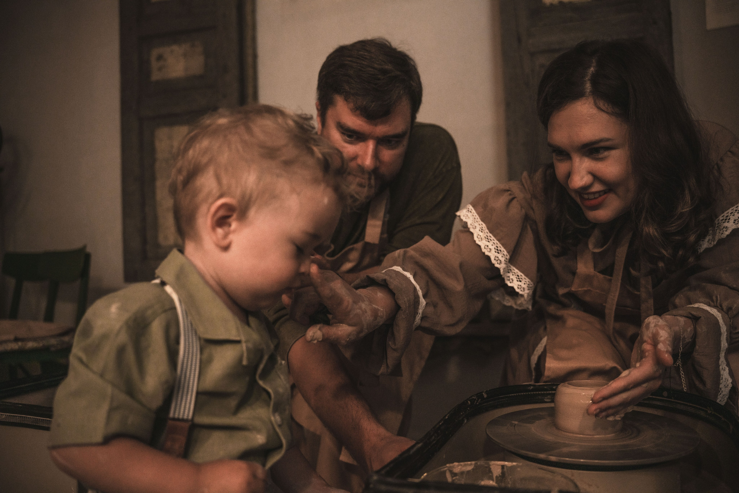 В гончарной. Семейный фотограф в Омске Александра Яровикова