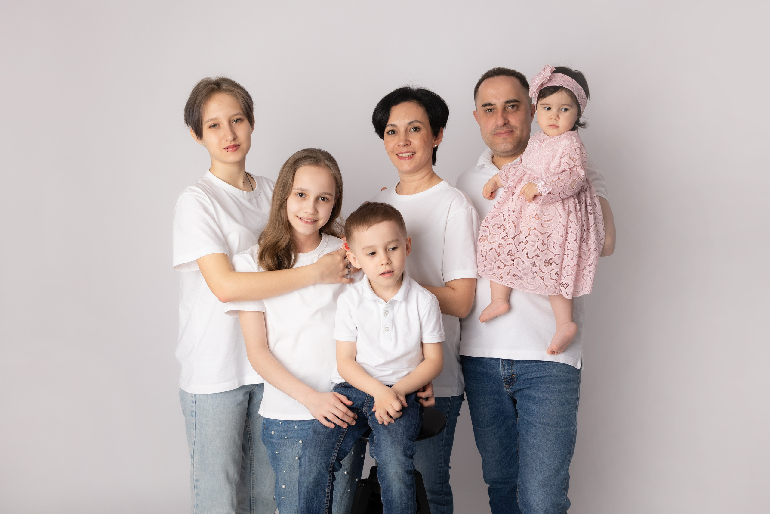 От 9 месяцев  - Фотограф новорожденных: магия детства в каждом снимке. Фотограф новорожденных: волшебные моменты первых дней жизни