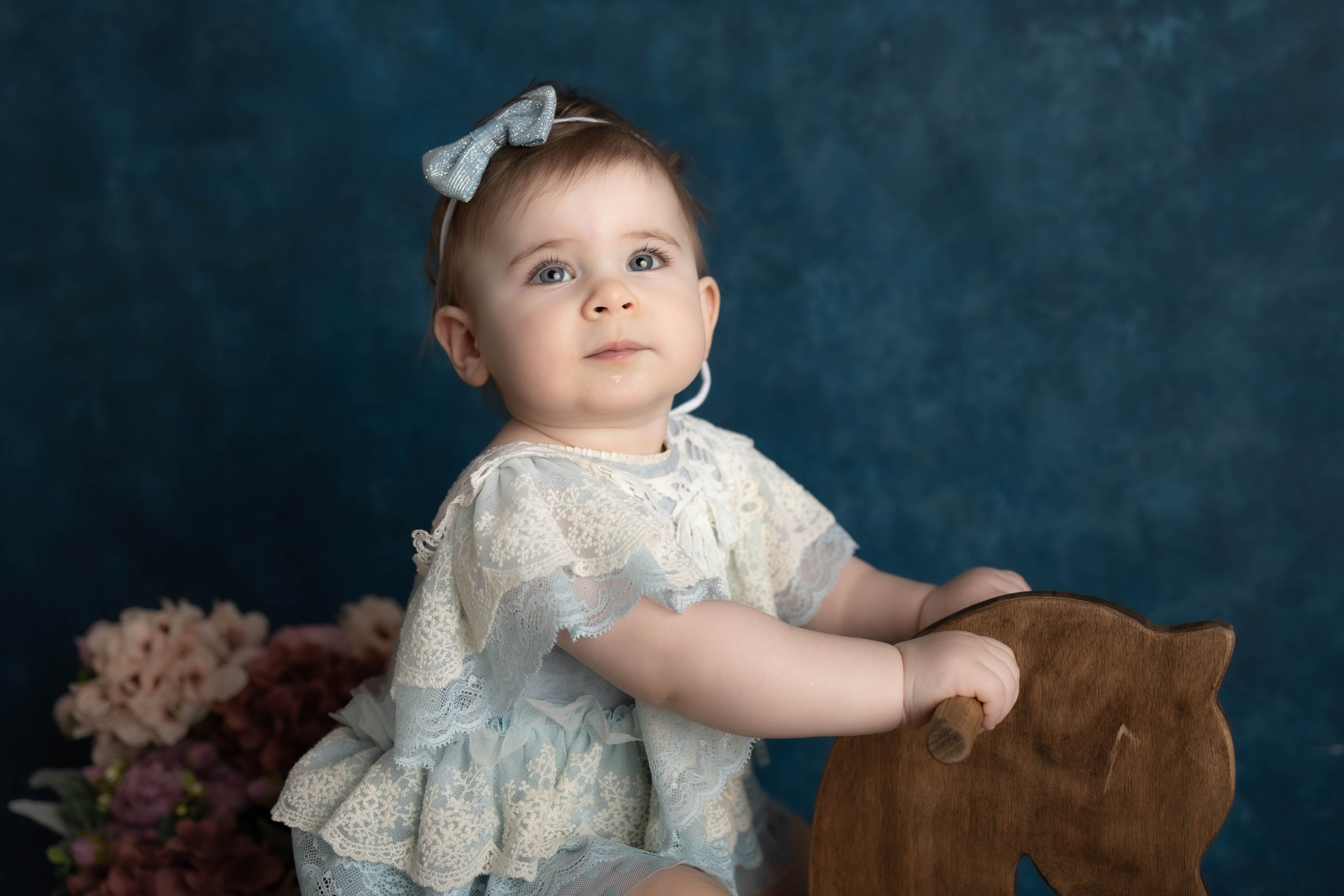 От 9 месяцев  - Фотограф новорожденных: магия детства в каждом снимке. Фотограф новорожденных: волшебные моменты первых дней жизни