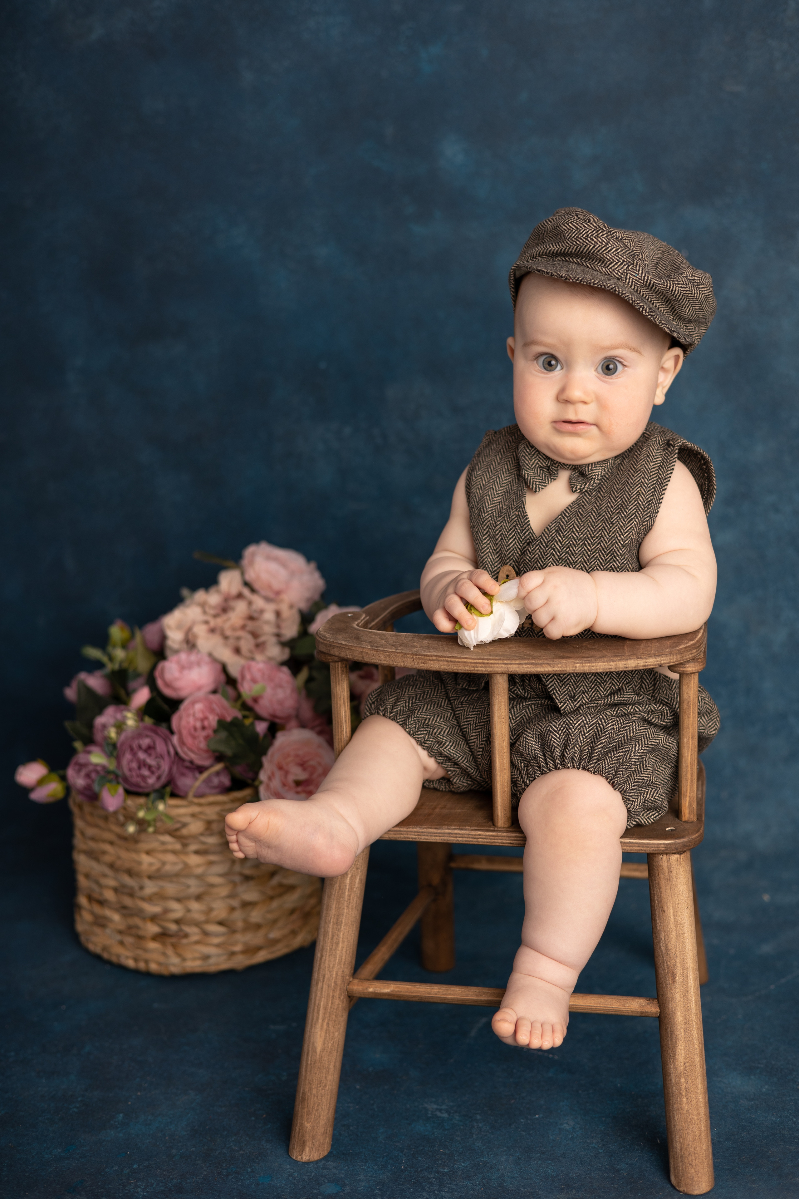 От 9 месяцев  - Фотограф новорожденных: магия детства в каждом снимке. Фотограф новорожденных: волшебные моменты первых дней жизни